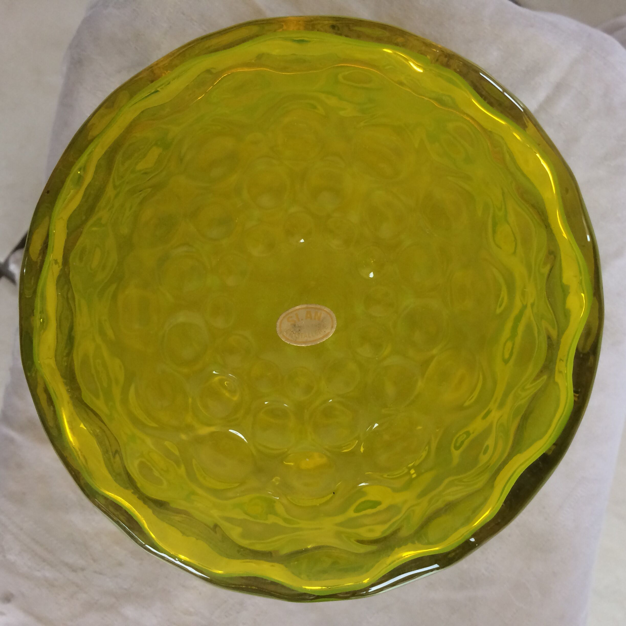 Candy box in crystal and closing in bronze