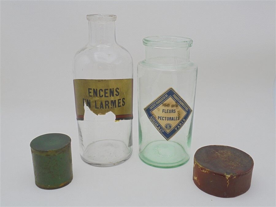 Lot of 2 vials of apothecary