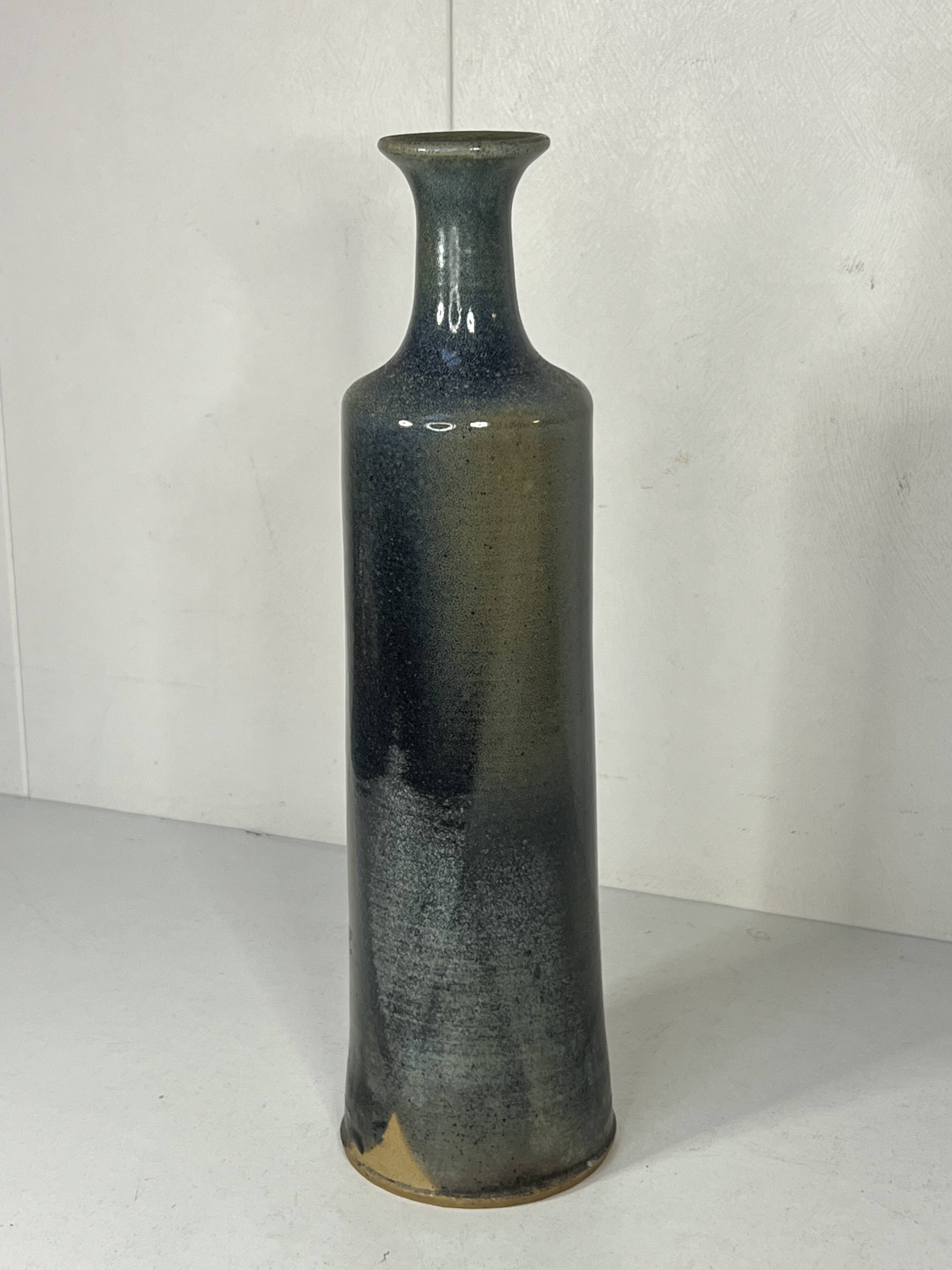 Bottle-shaped vase in glazed stoneware, 20th century design, H: 28cm