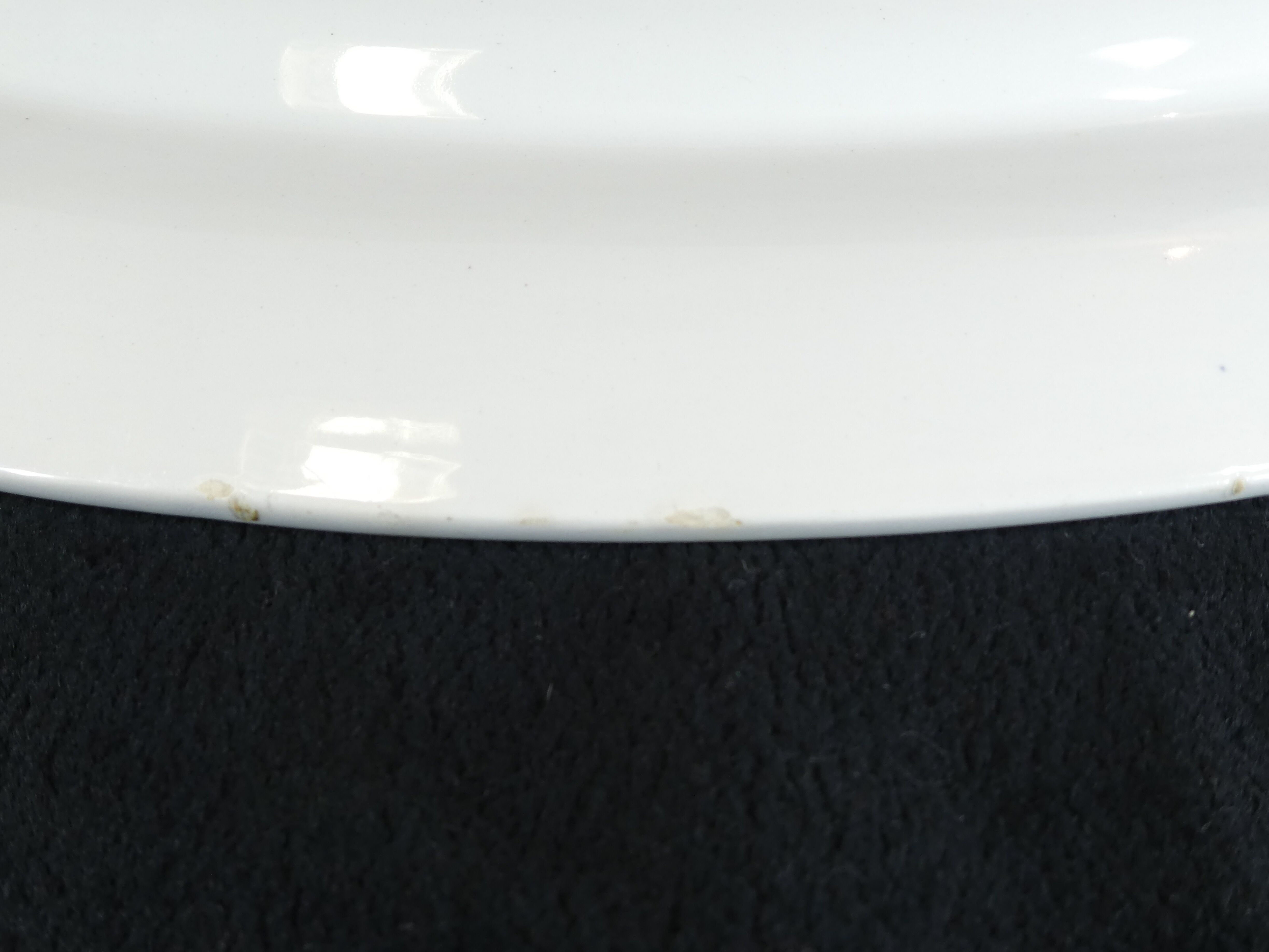 Former plat oavle in faïence of Digoin Sarreguemines model corsica