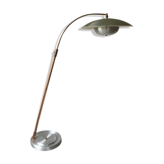 Lampadaire en aluminium brossé et cuivre, circa 1950.