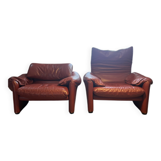 2 Vico Magistretti Maralunga armchairs