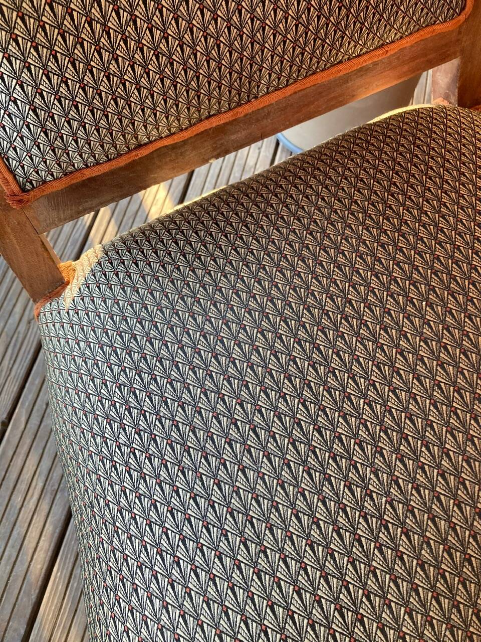 Antique Regency style armchair with complete restoration of the seat