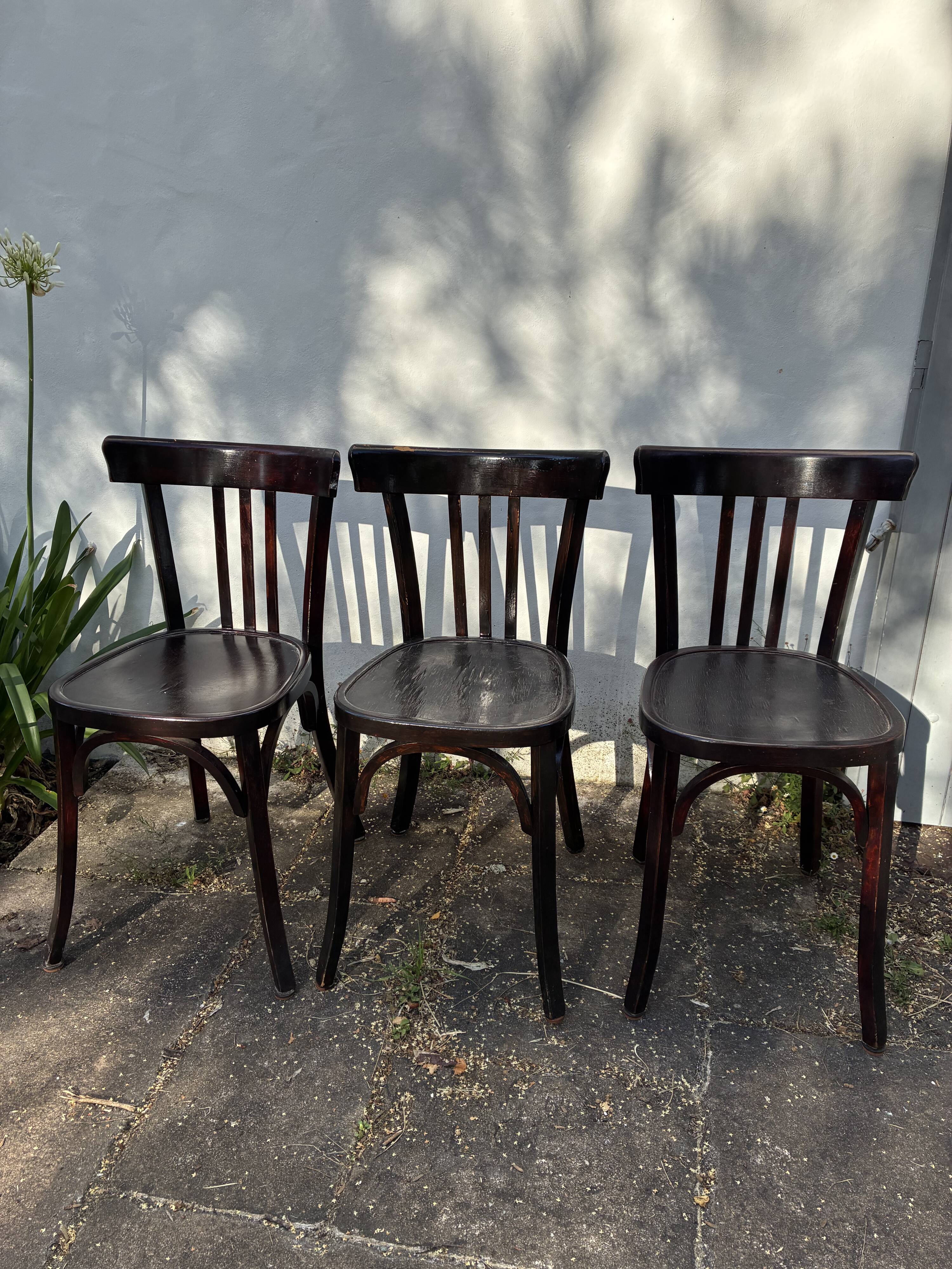 Lot chaises bistrot Baumann