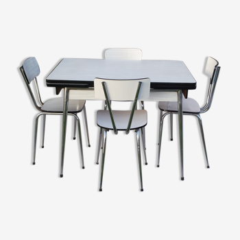 Table and 4 chairs in white formica