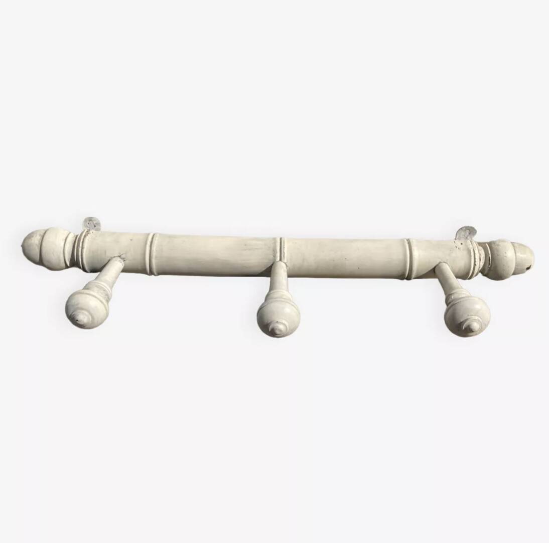White wooden coat rack / coat hook
