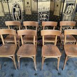 Set de 8 chaises bistrot signées «Thonet » 1950