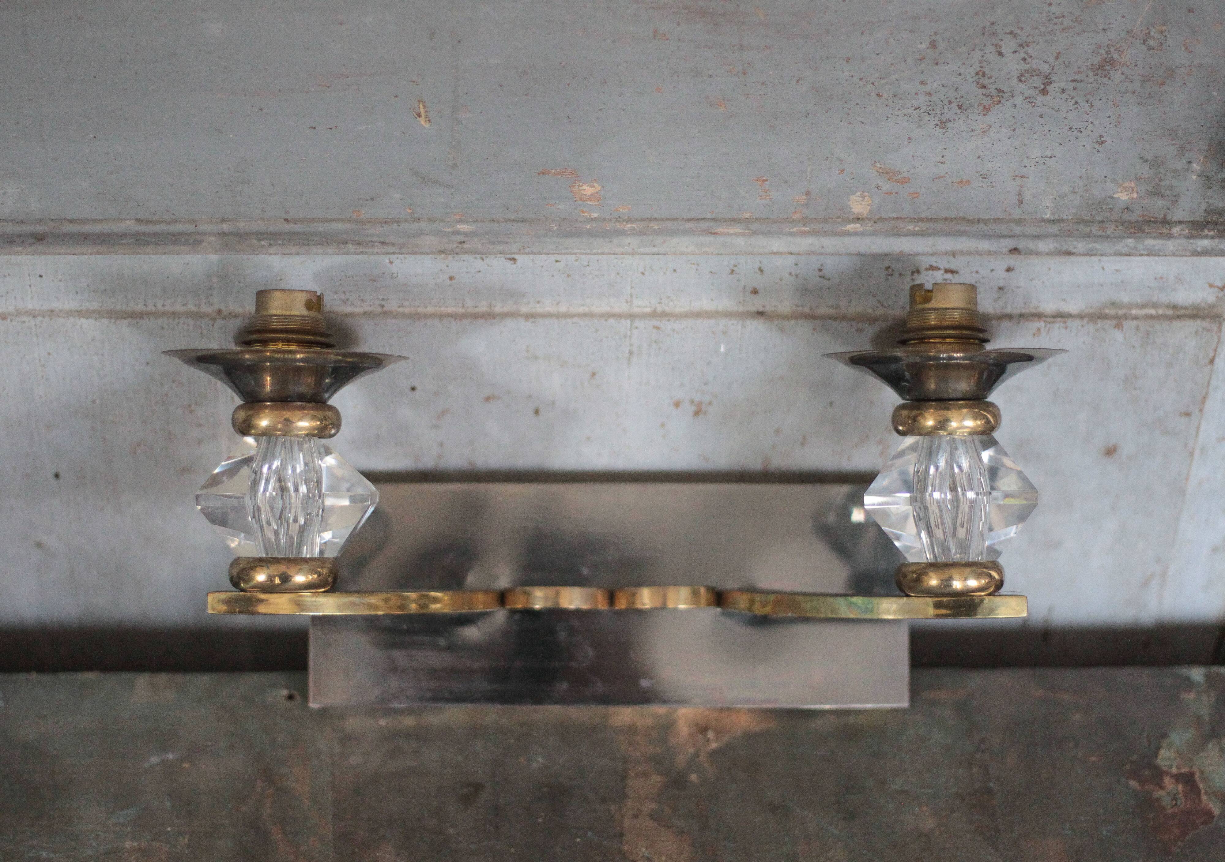 Art Deco wall sconce, brass and Sèvres crystal, light fixture.