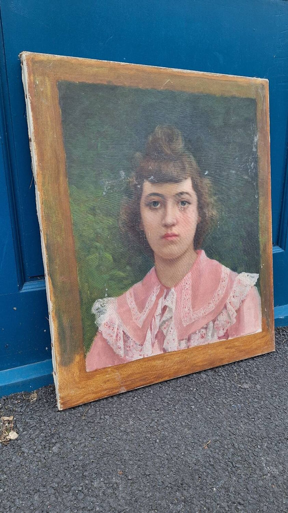 Portrait of a young bourgeois woman on canvas.