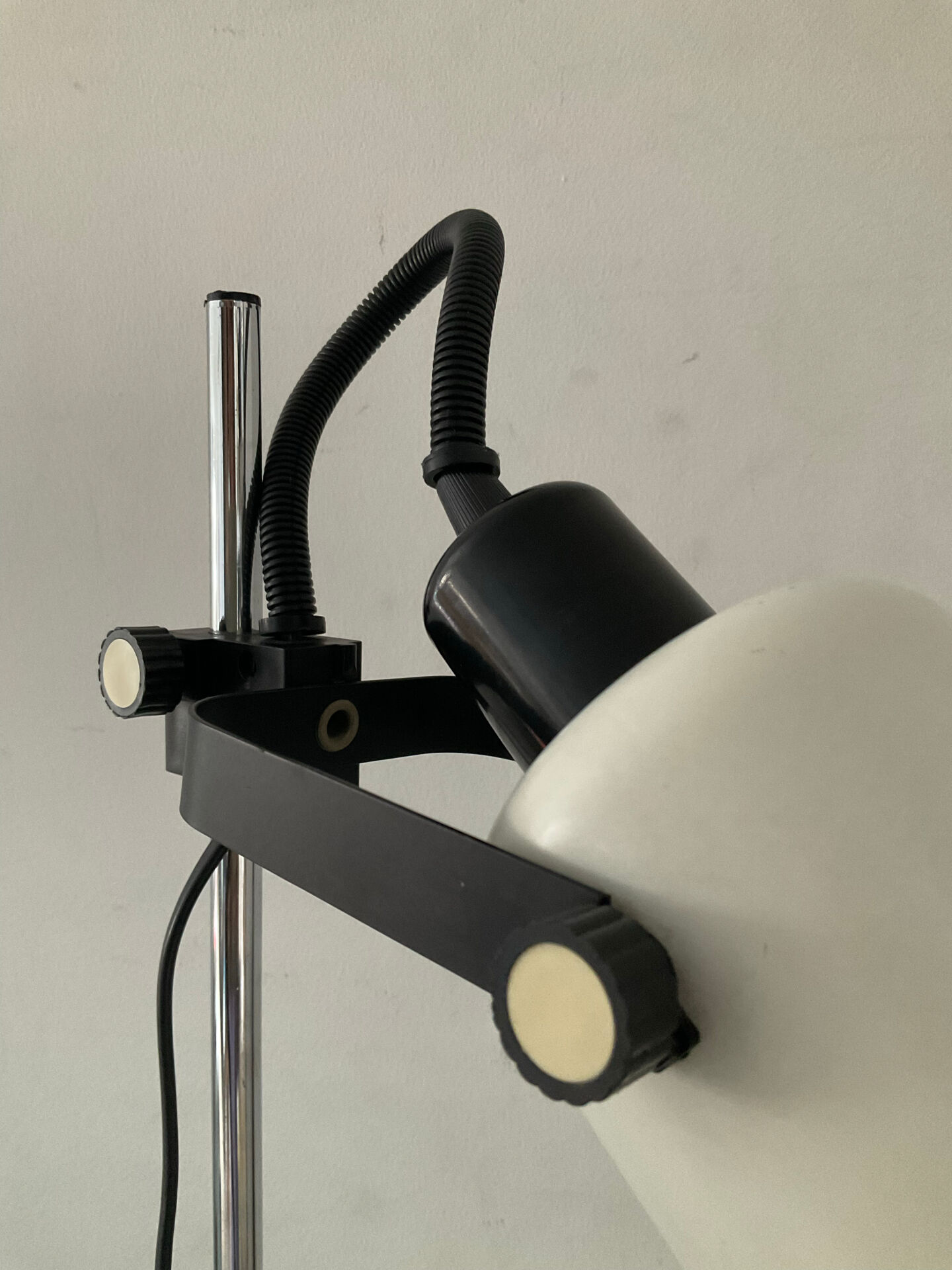 Lampe de bureau articulée des années 80