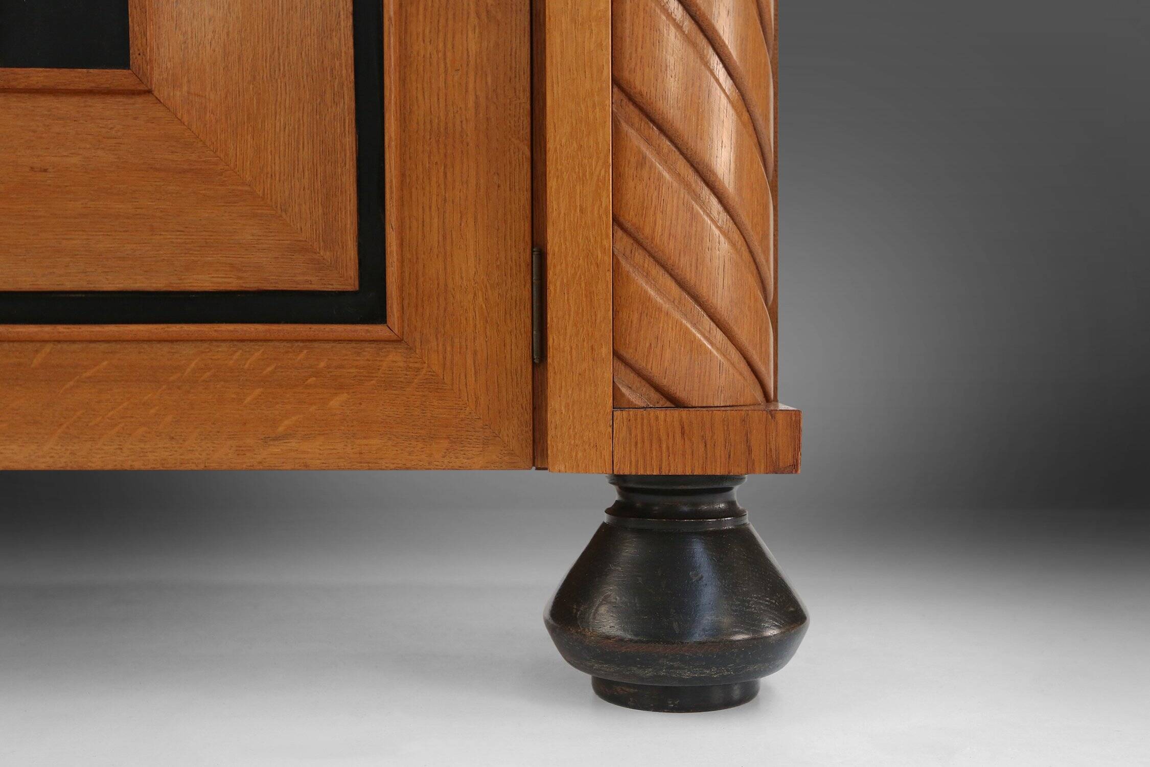 Late Art Deco Display Cabinet in Oak, Belgium 1940s