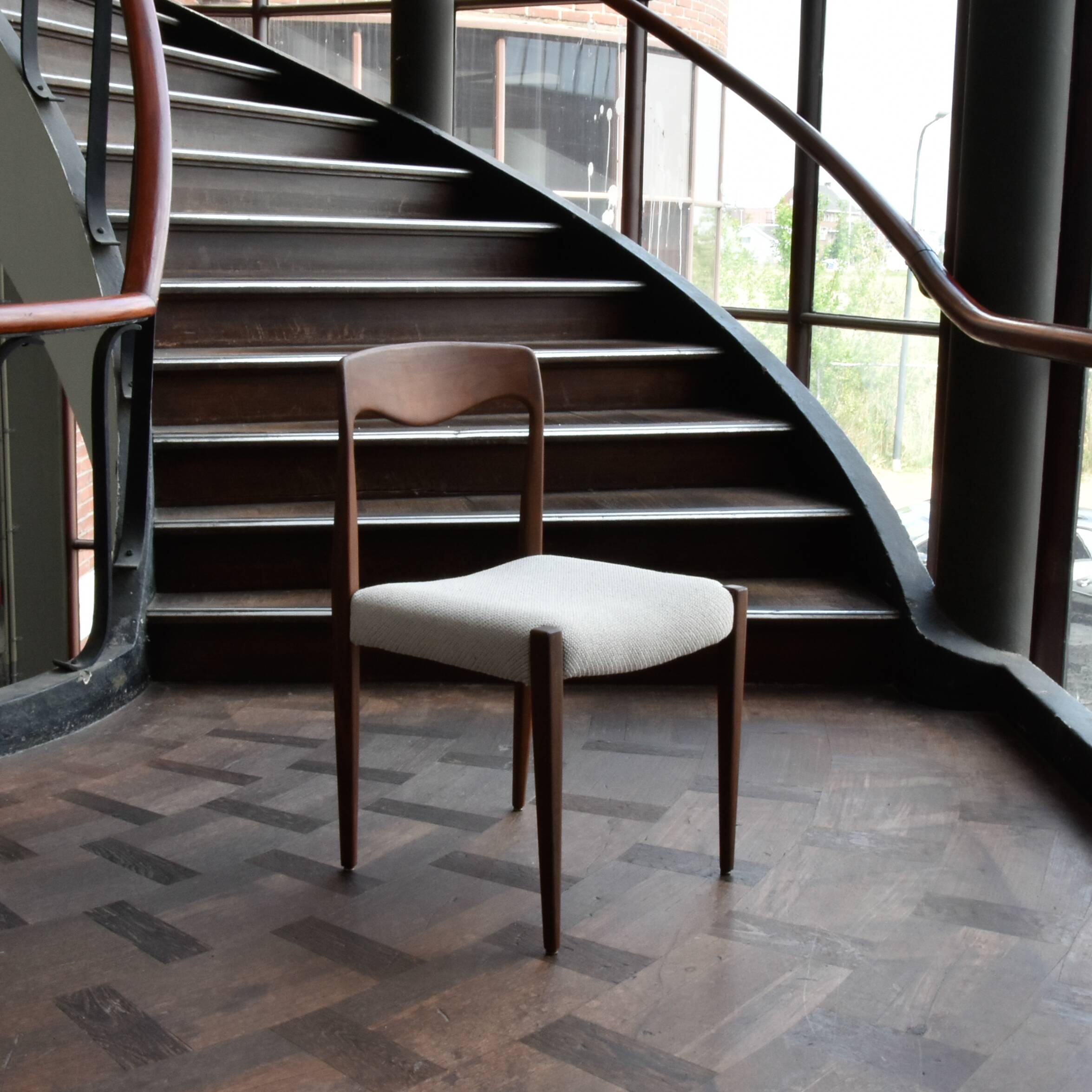 Danish Dining chair Attributed to Niels Moller