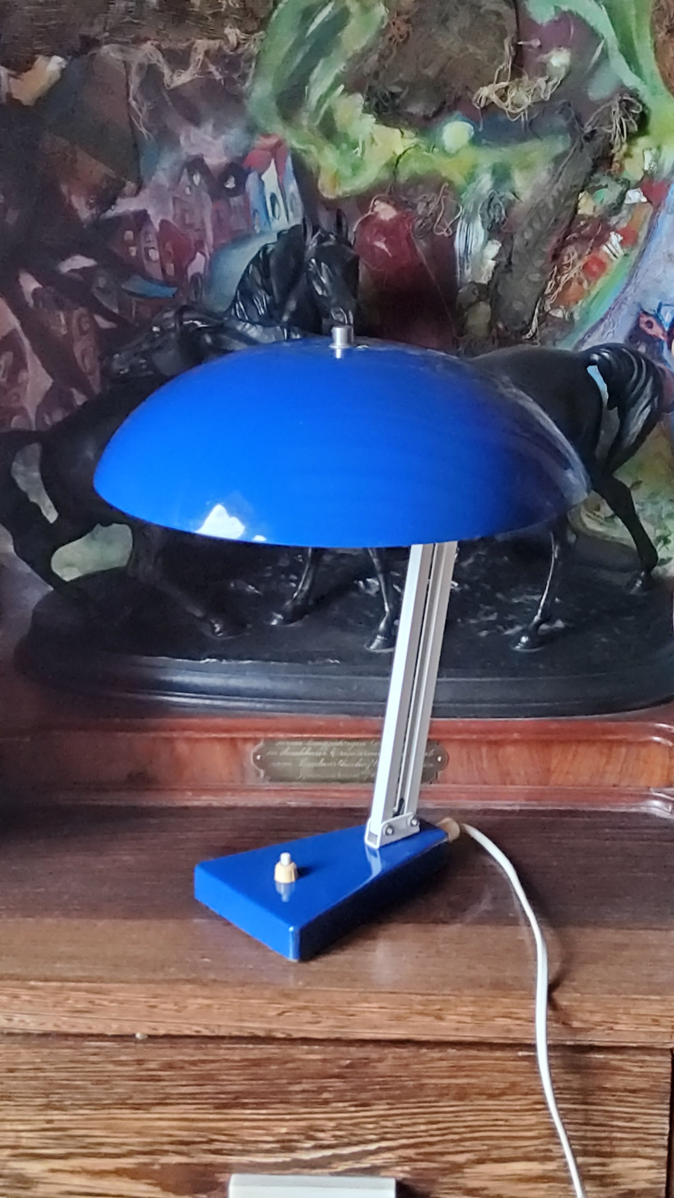 Mushroom-shaped articulated desk lamp from the 70s