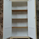 Armoire parisienne patinée ancienne