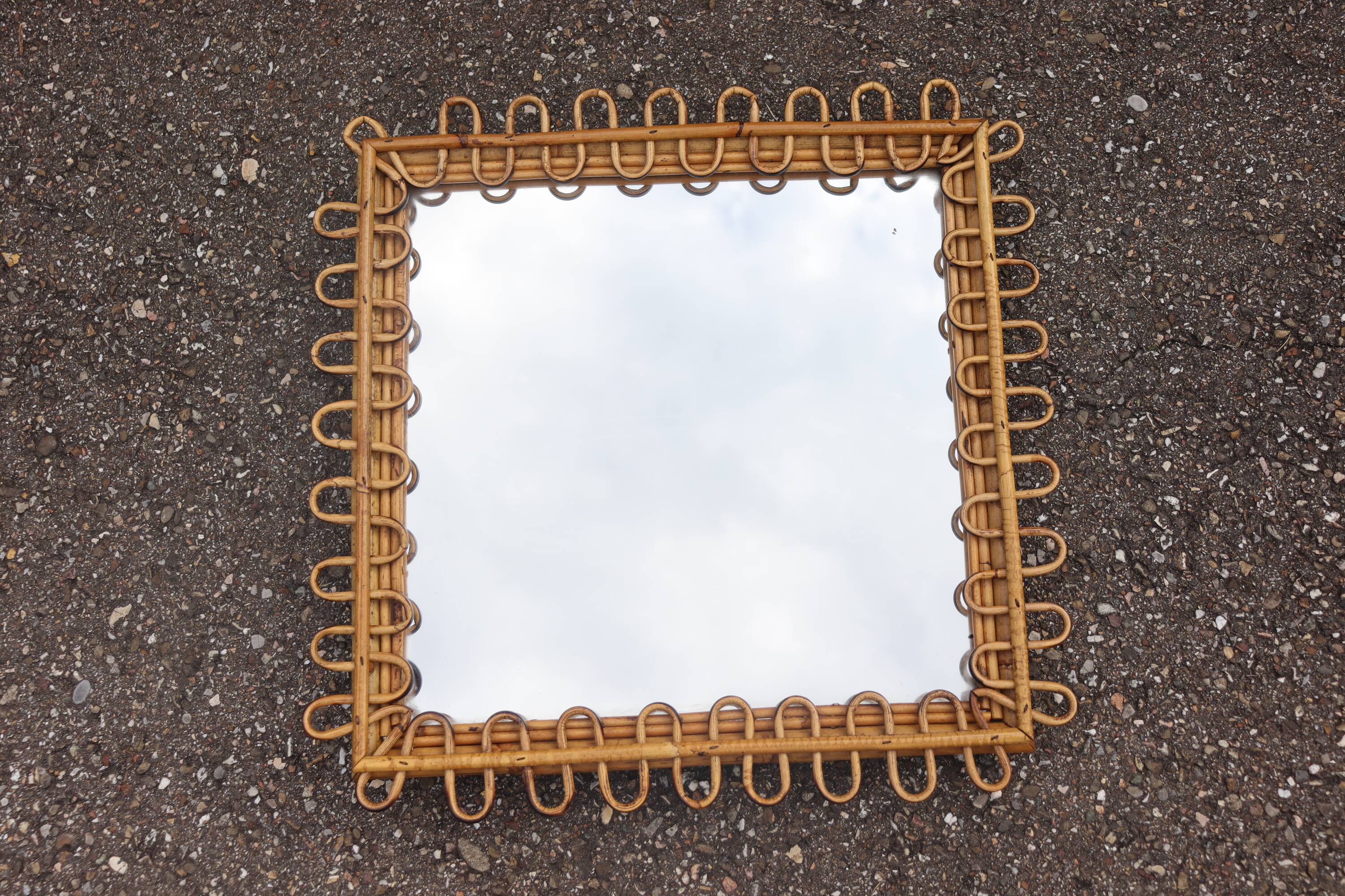 Rattan mirror design Italy