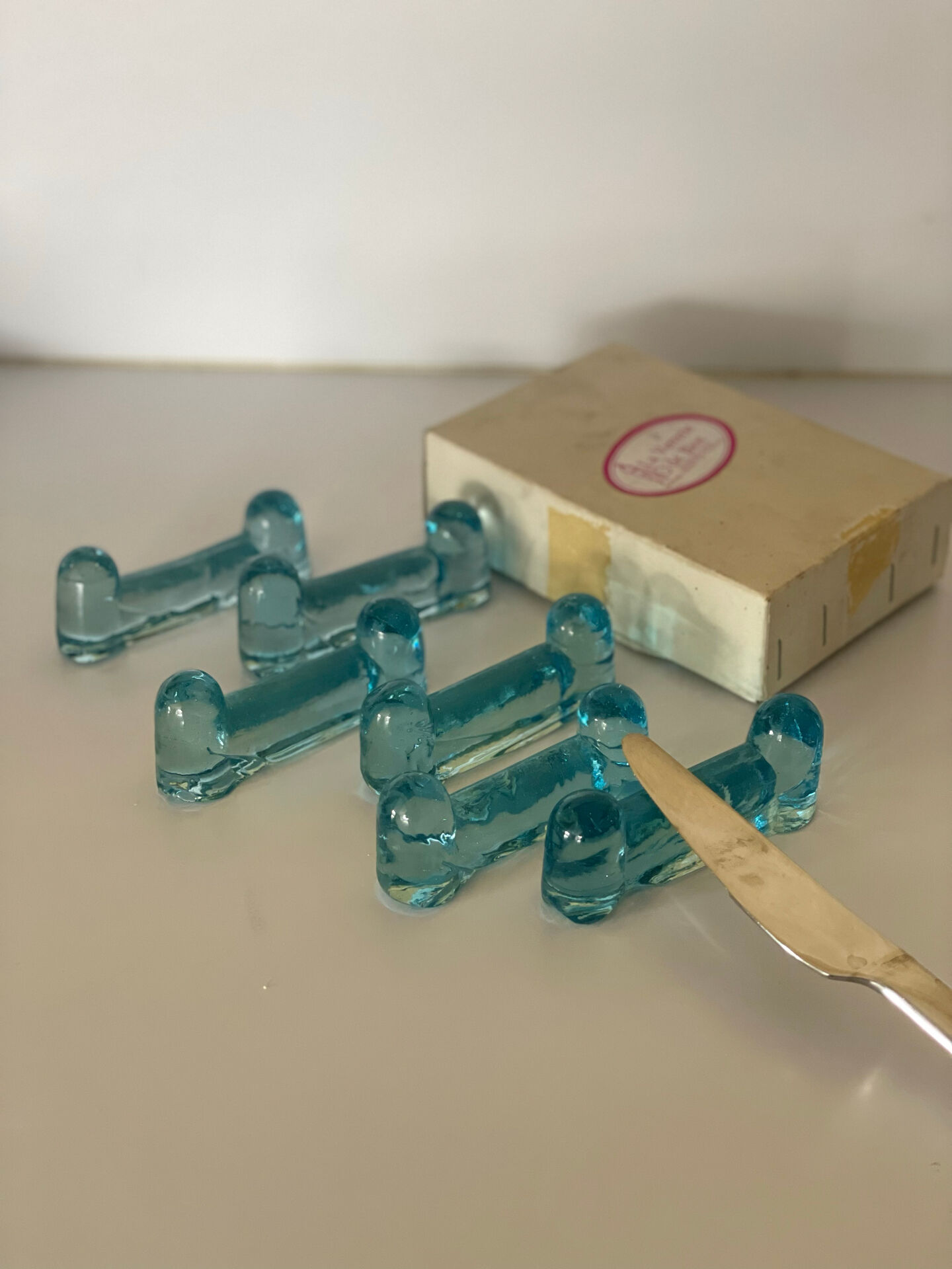 6 porte-couteaux bleus verrerie de Biot