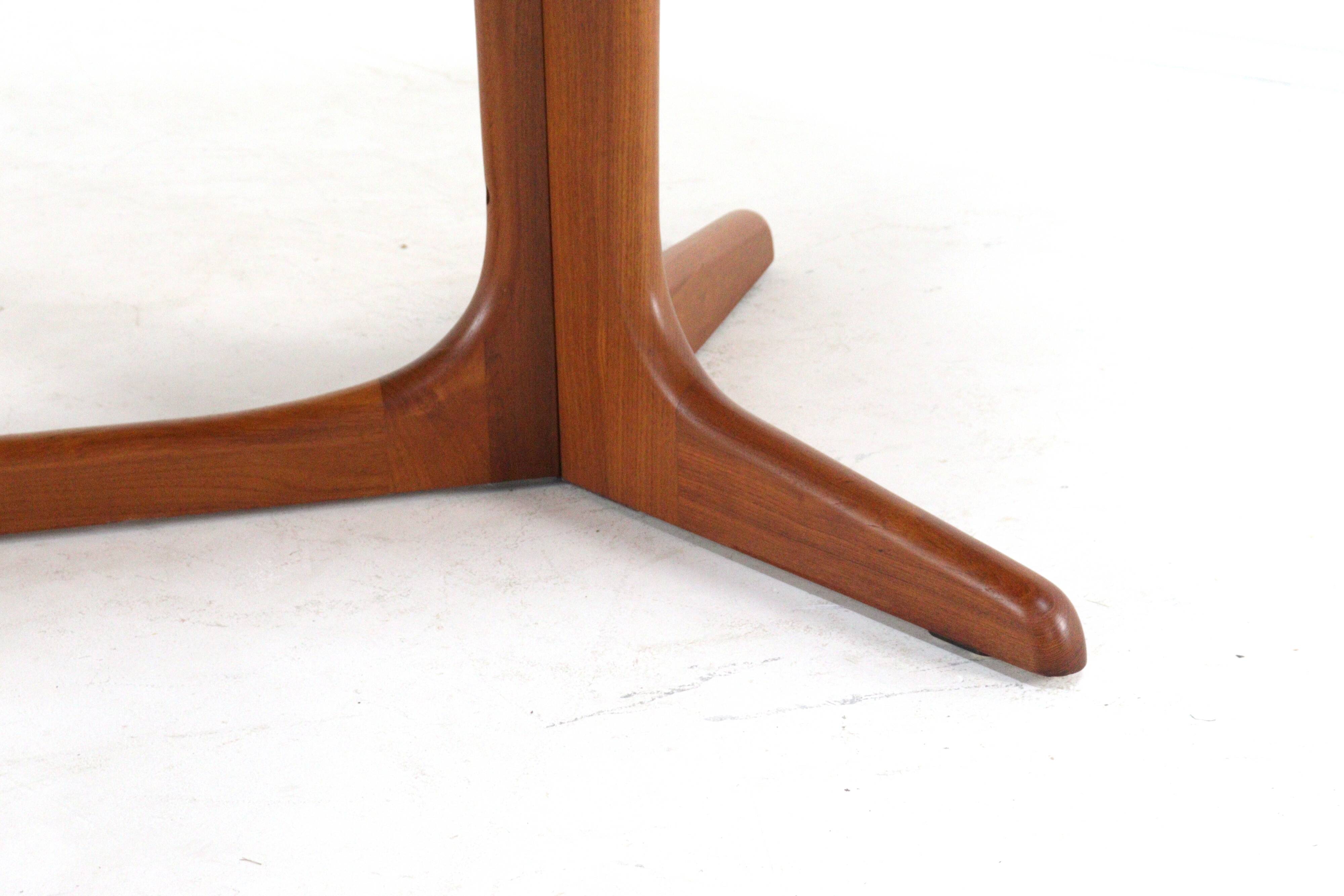 Oval 2x extendable dining table XL 'Nymindegab' - danish design vintage