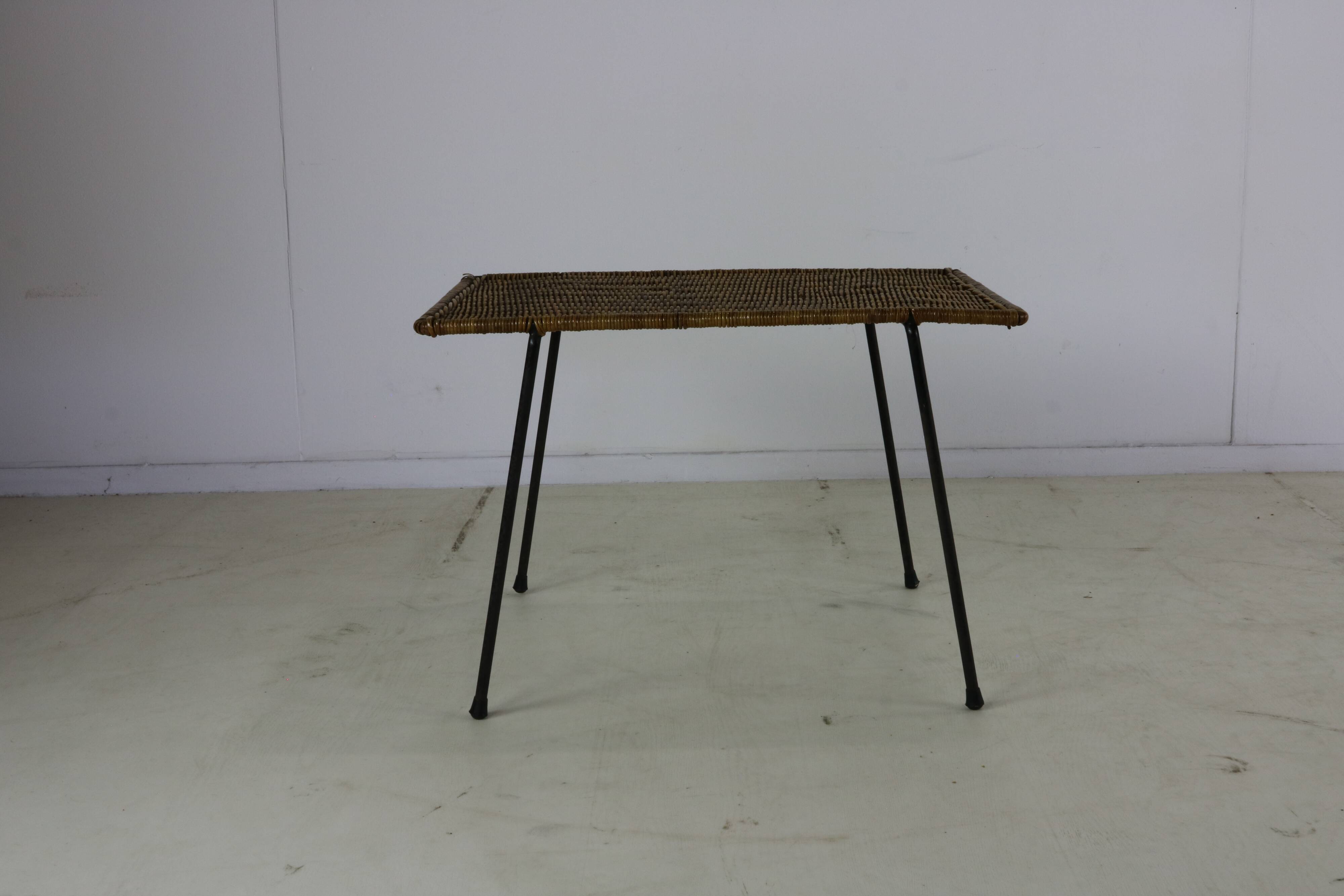 Table basse, d'appoint en rotin, Italie milieu du siècle