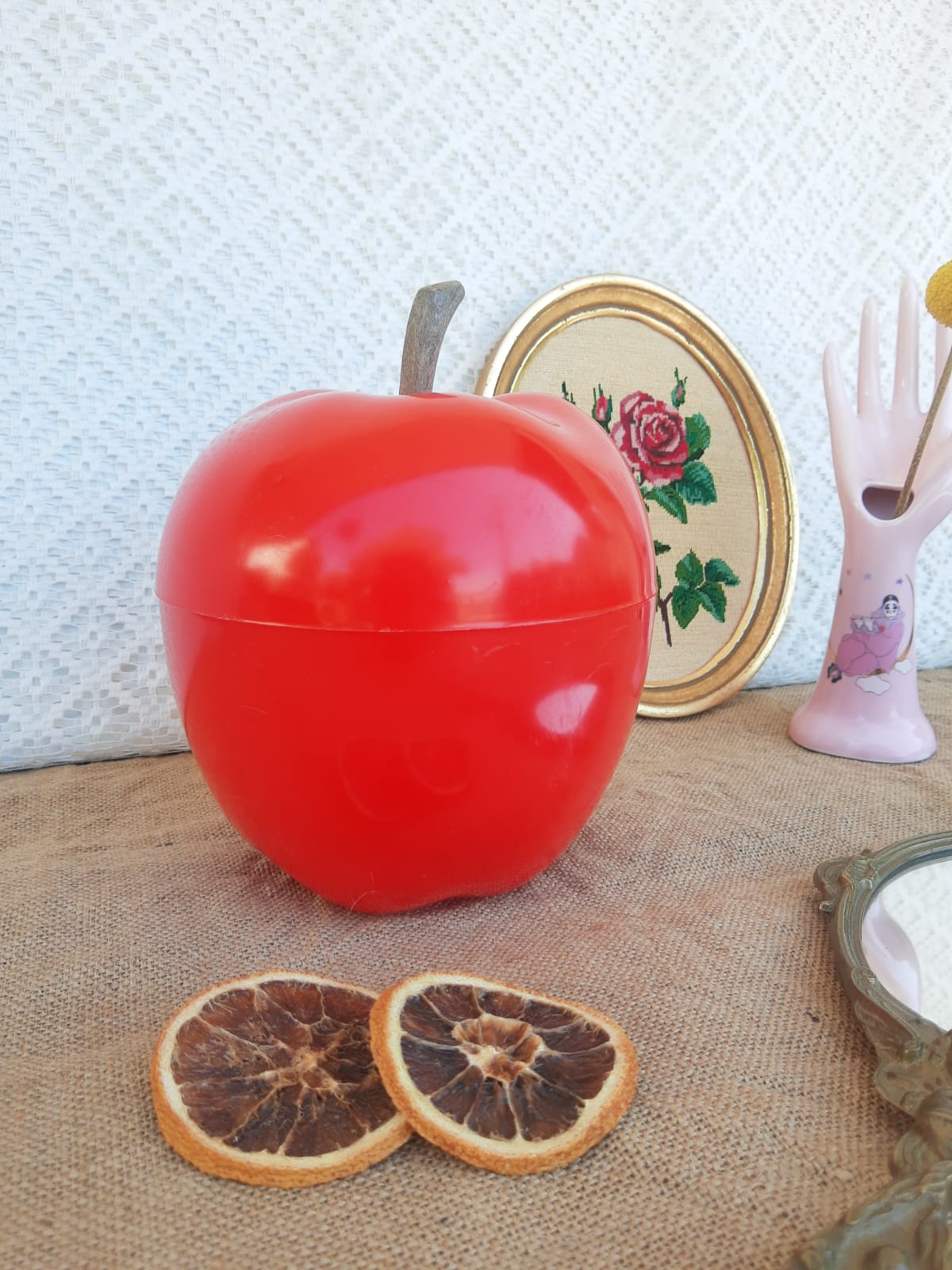 Seau pomme à glacons rouge vintage