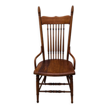 Vintage high chair from the 1960s in solid wood, chic country style.