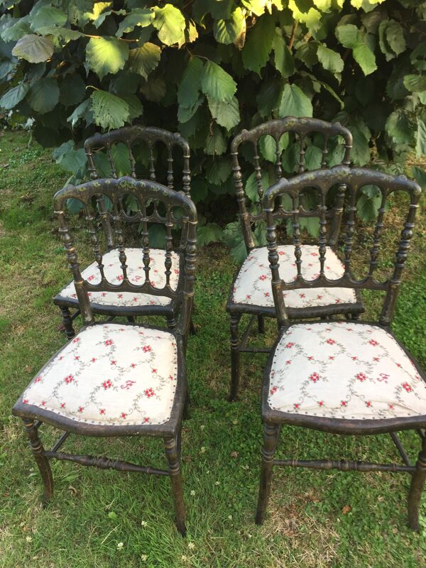 4 chaises Napoléon, chaises d'orchestre