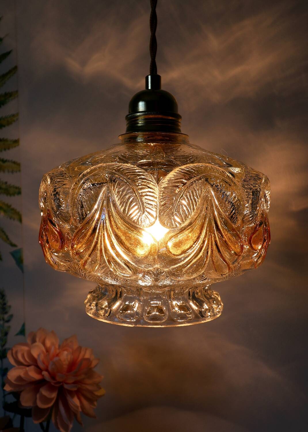Vintage amber cut glass suspension – retro bohemian lamp