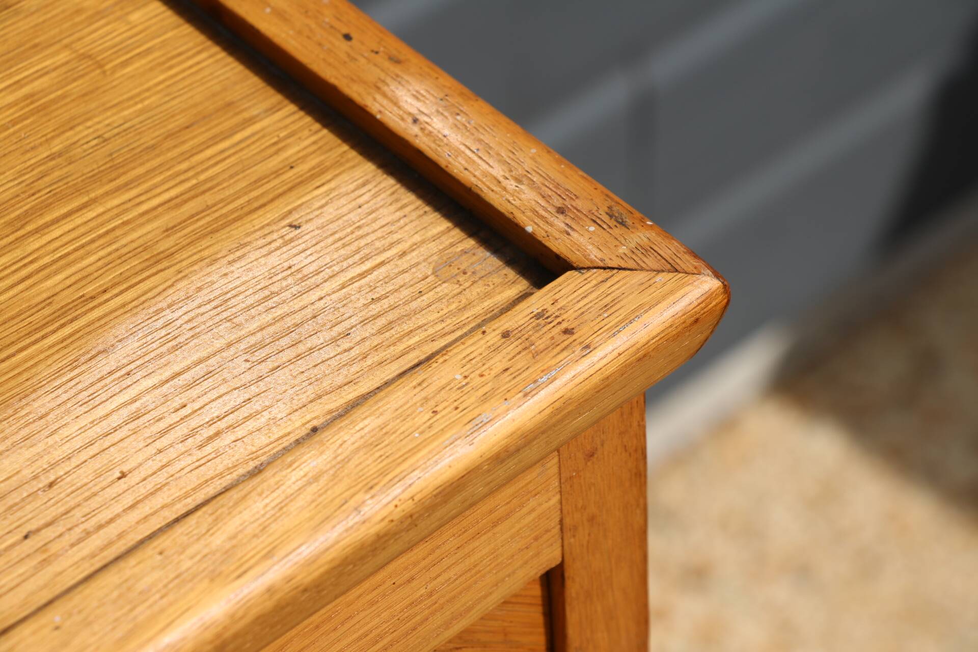 Chest of drawers with 4 drawers, light oak, 1960.