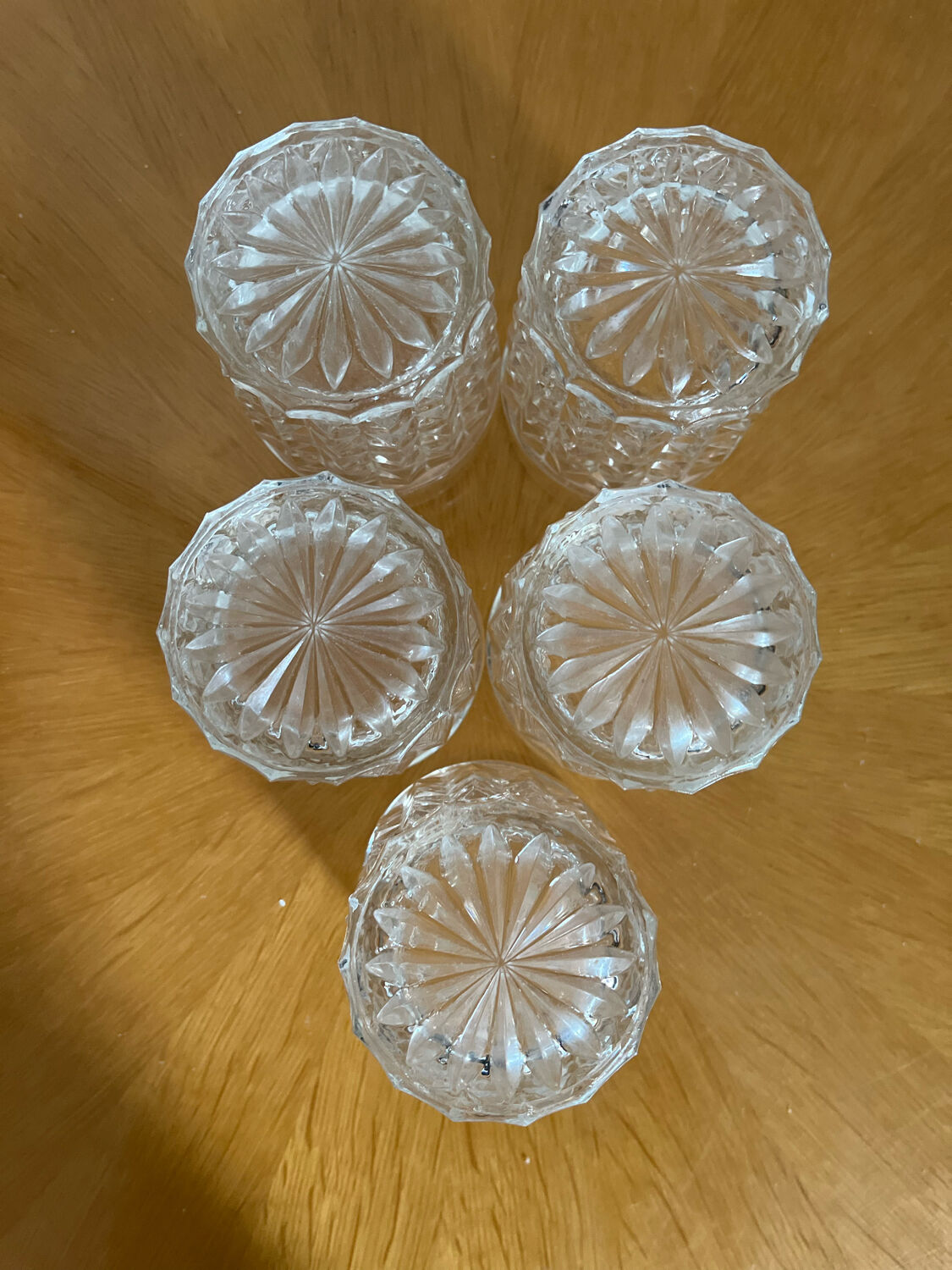 Vintage diamond tip cut whisky glasses 1960/70