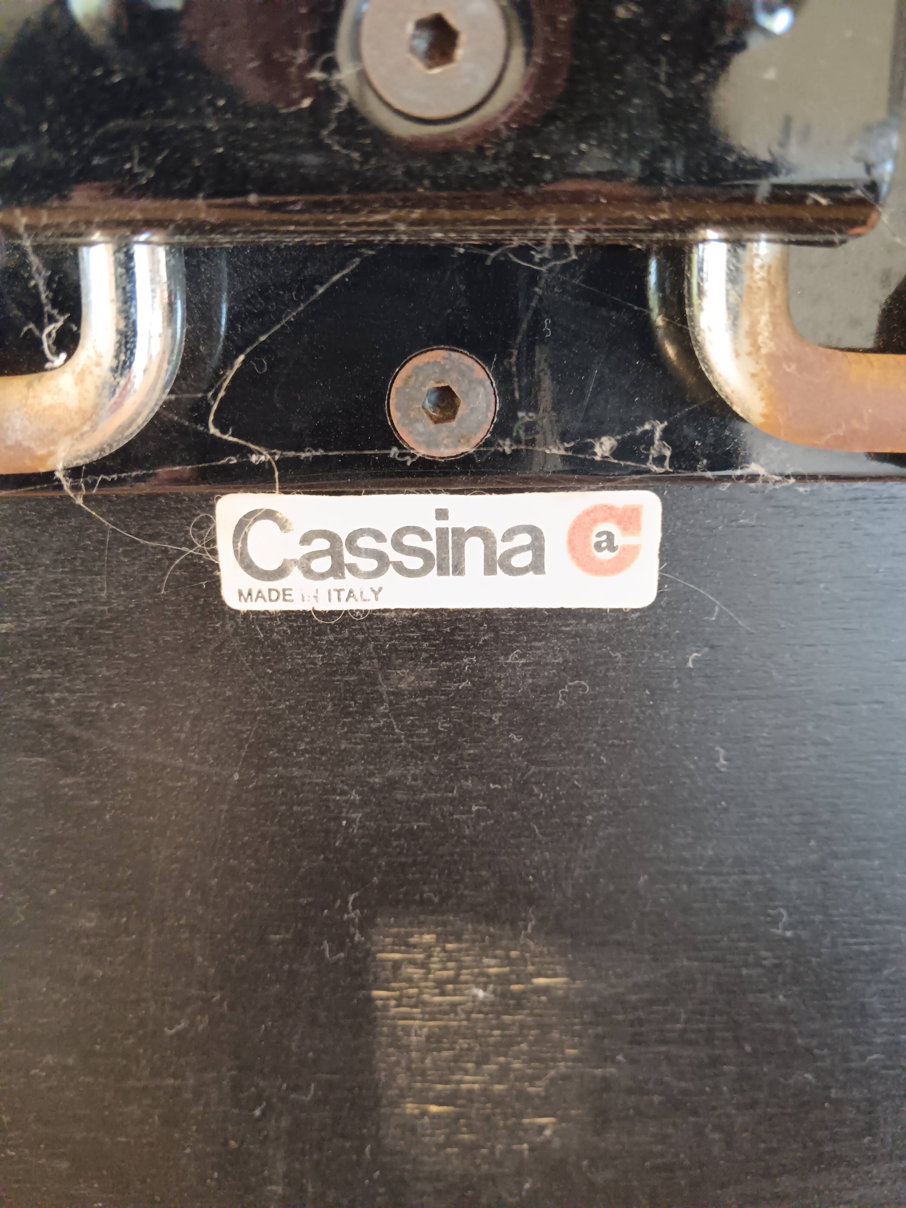 Soriana set of 4 pieces including a 4-seater sofa, 2 armchairs, and a pouf by Tobia and Afra Scarpa, Italy.