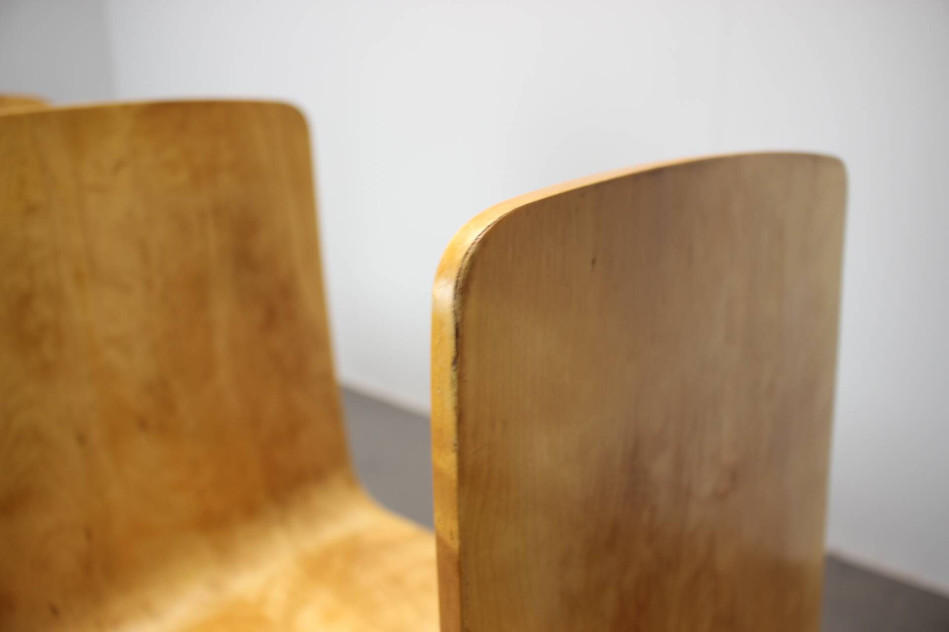 Set of 4 vintage wooden dining chairs in mid-century modern style, Europe, 1970s.