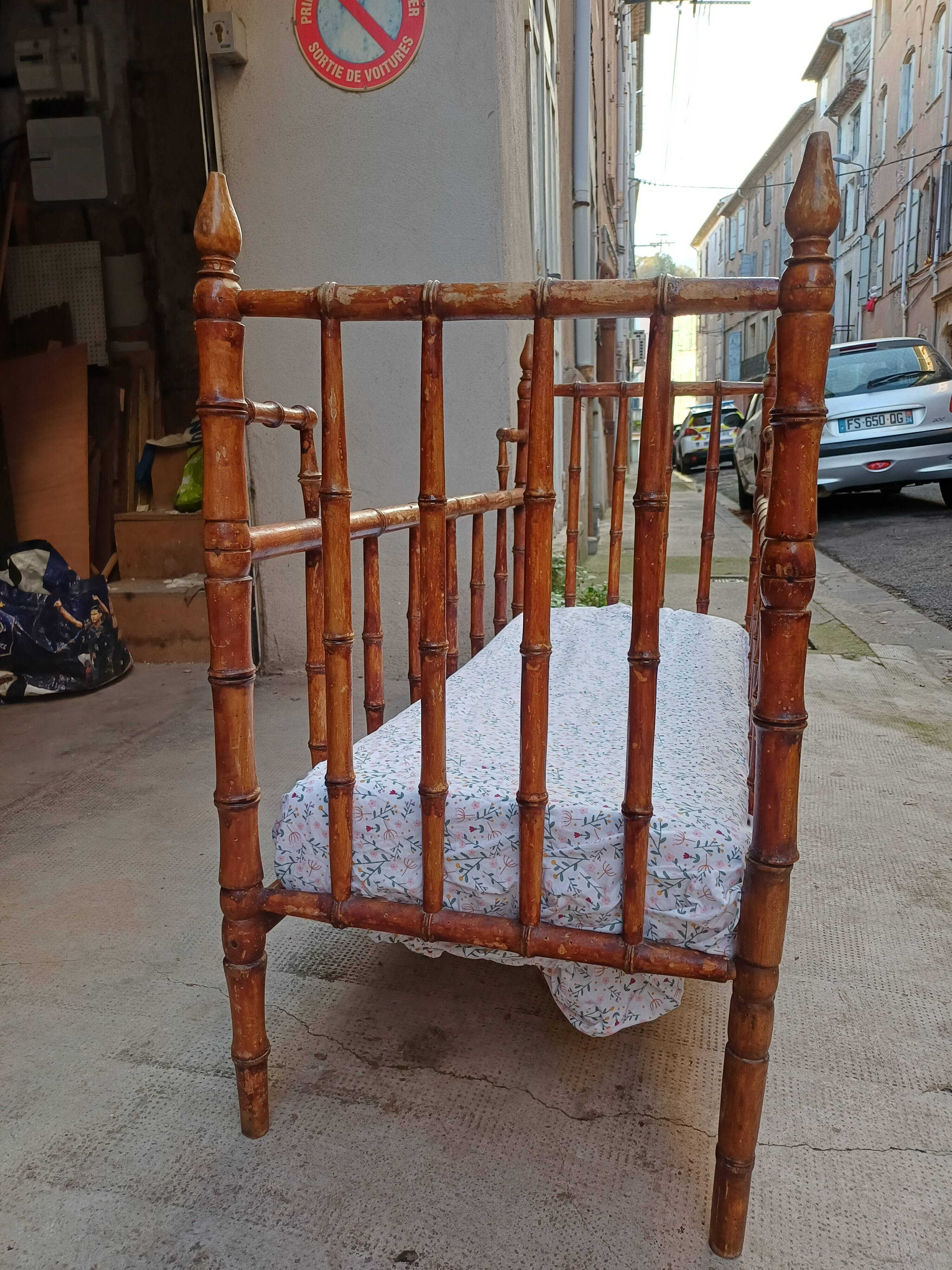 Charming wooden baby bed, 19th century style, faux bamboo