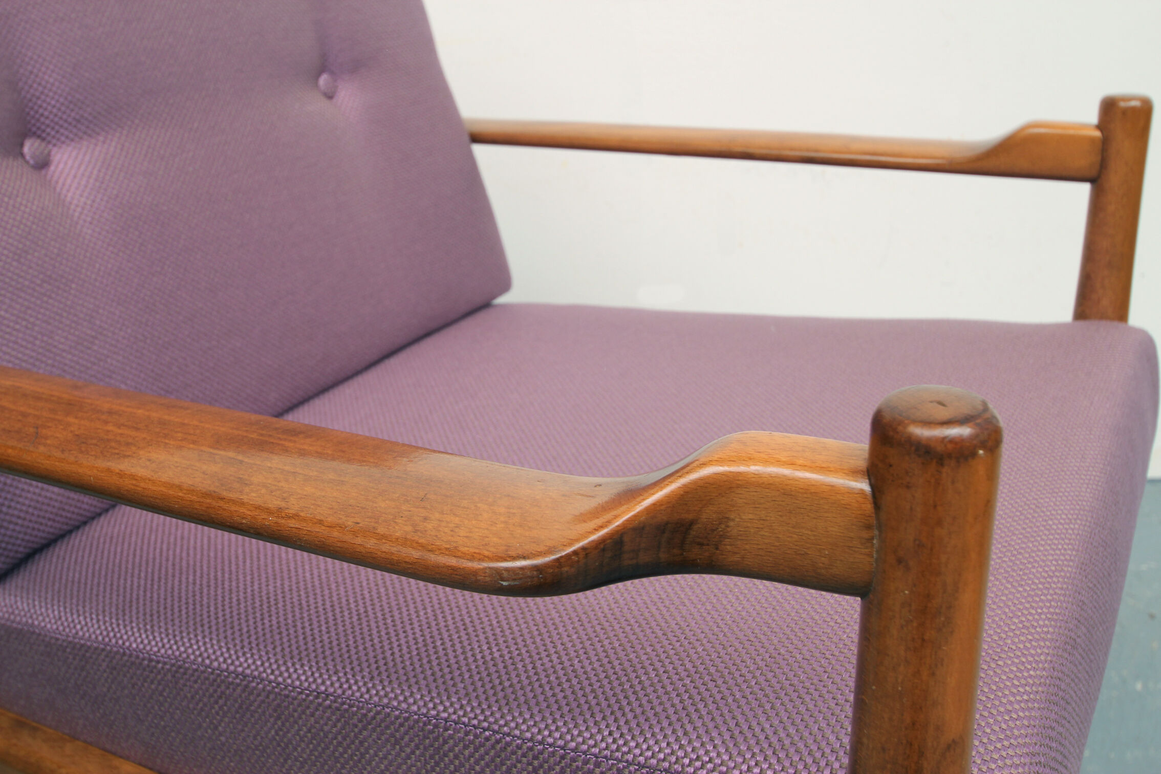 1960s armchair in lilac