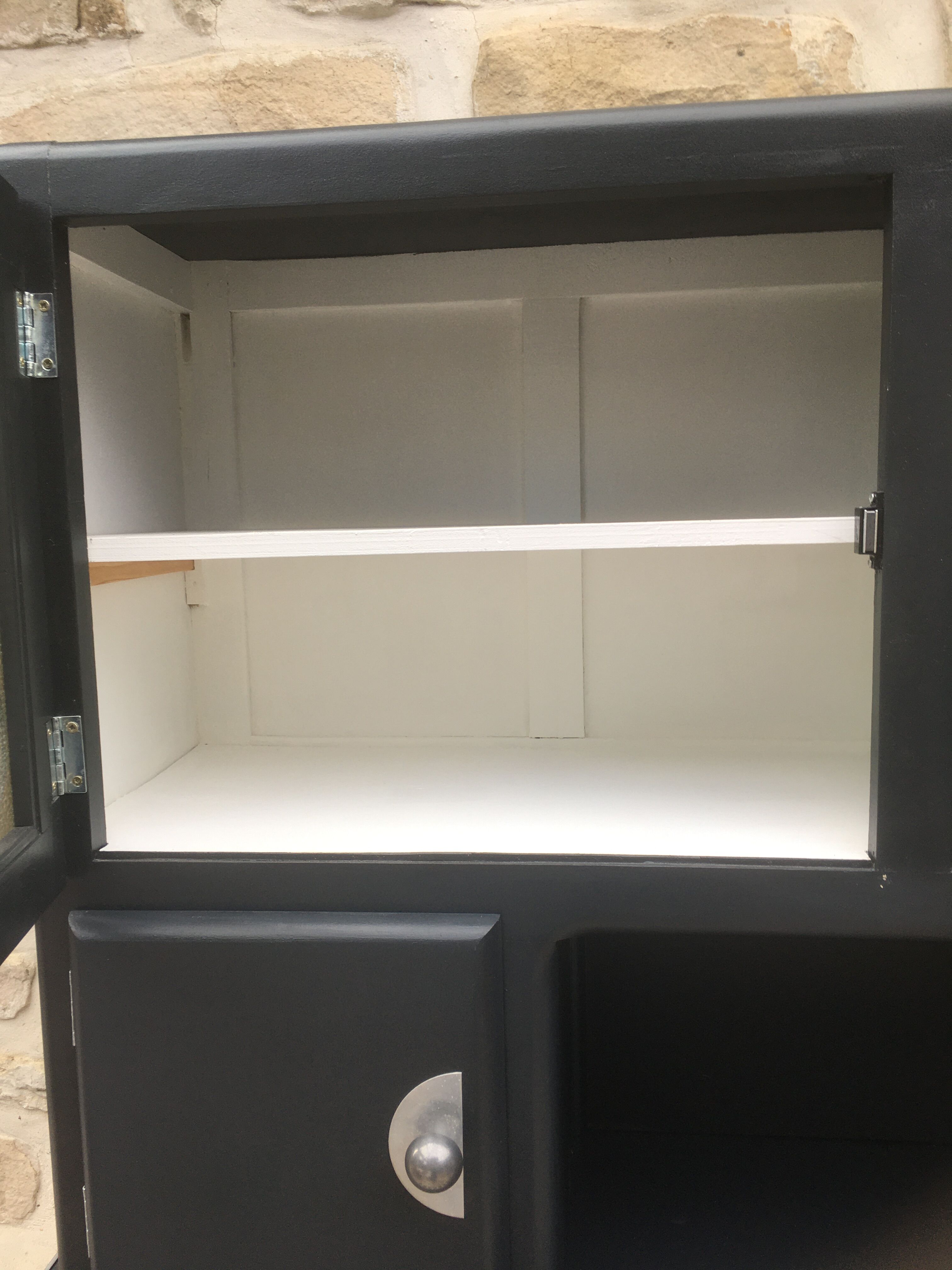 Black mado sideboard