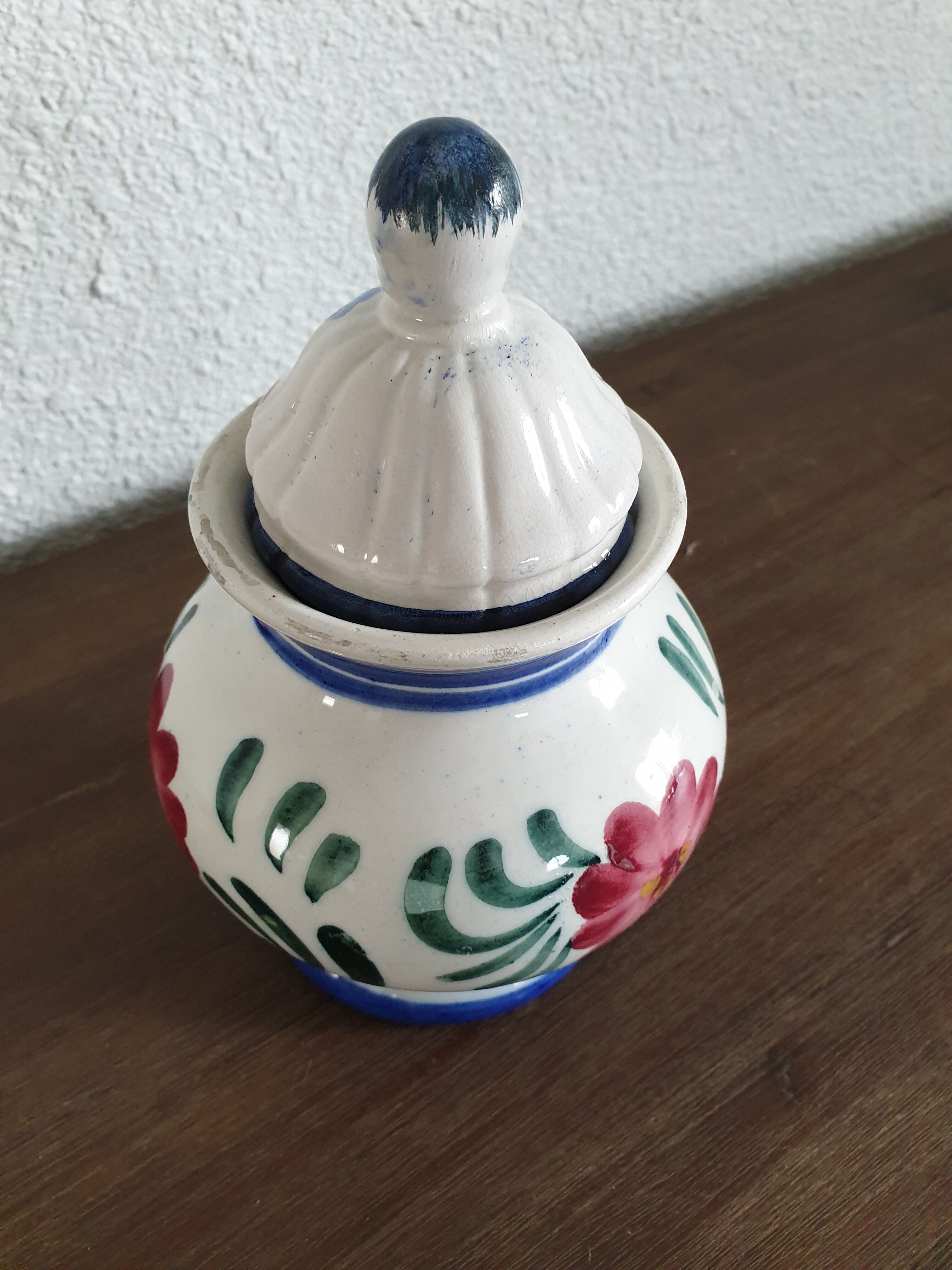 Flower candy pot