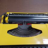 Nogamatic 400 yellow typewriter overhauled new ribbon