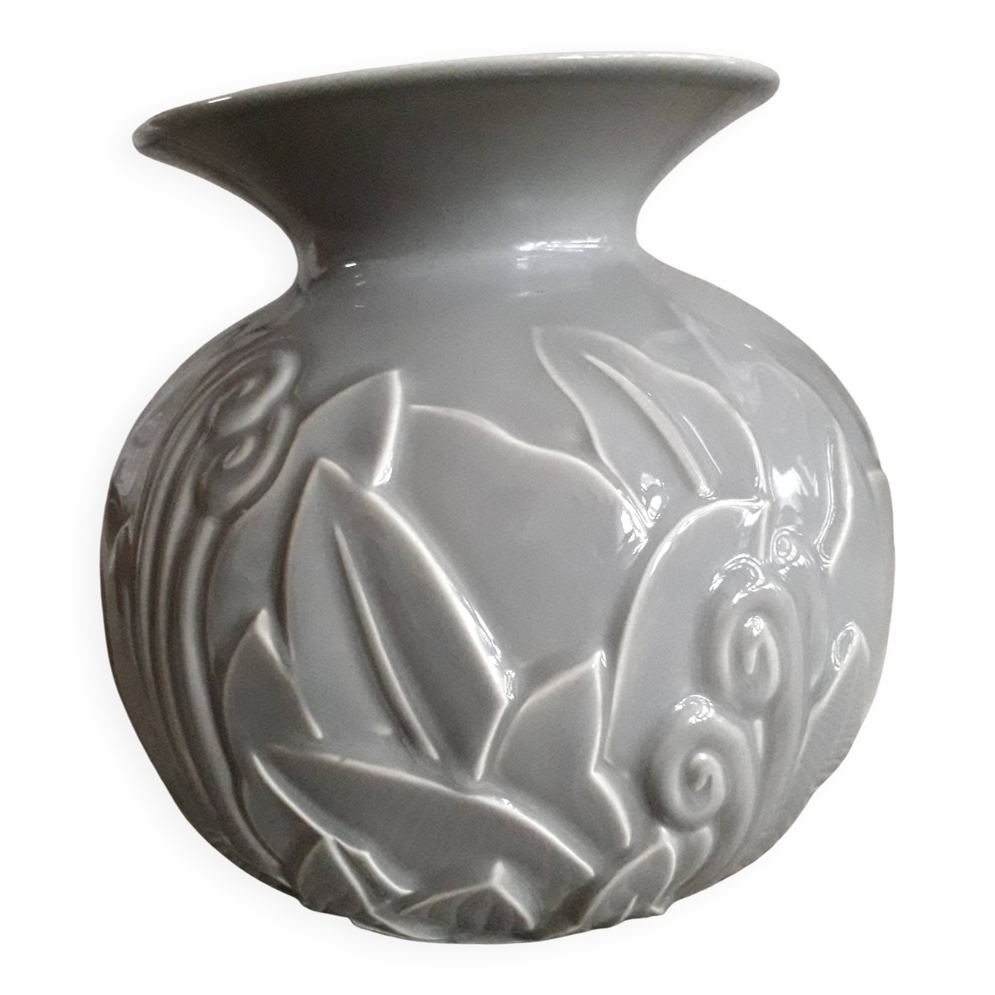 Art Deco vase with floral motif