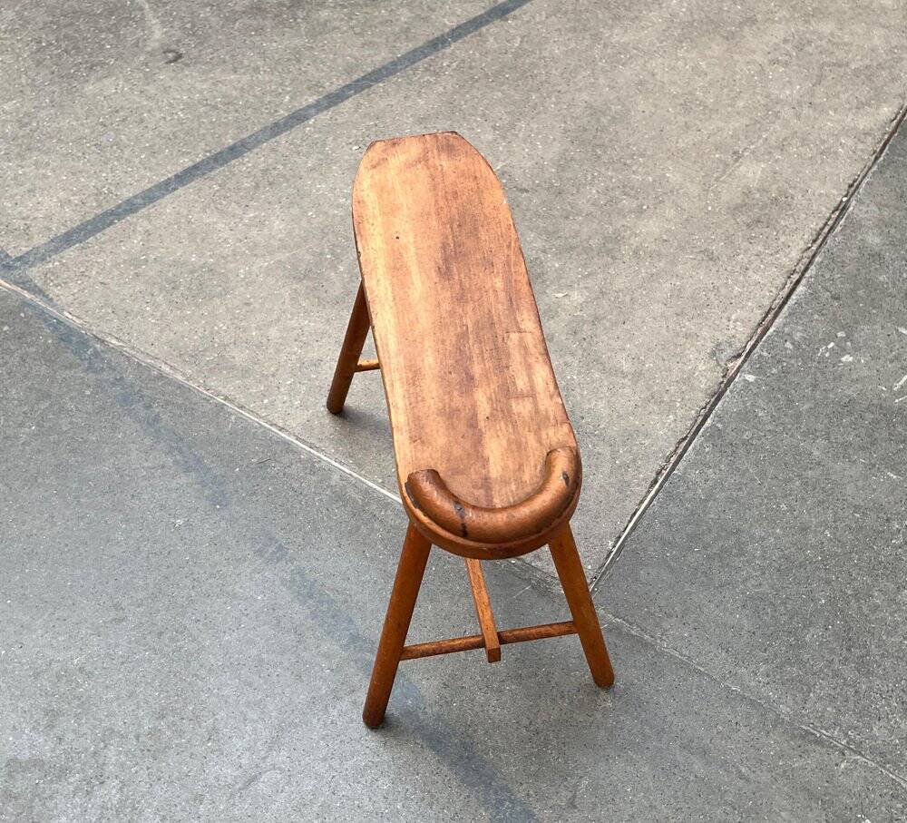 Vintage wooden shoe rack with grease, mid-century, 1950s.