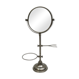 Barber's mirror on foot