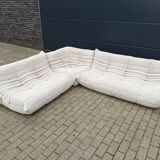 Ligne Roset Togo 3 places, 2 places et d'angle en velours côtelé beige