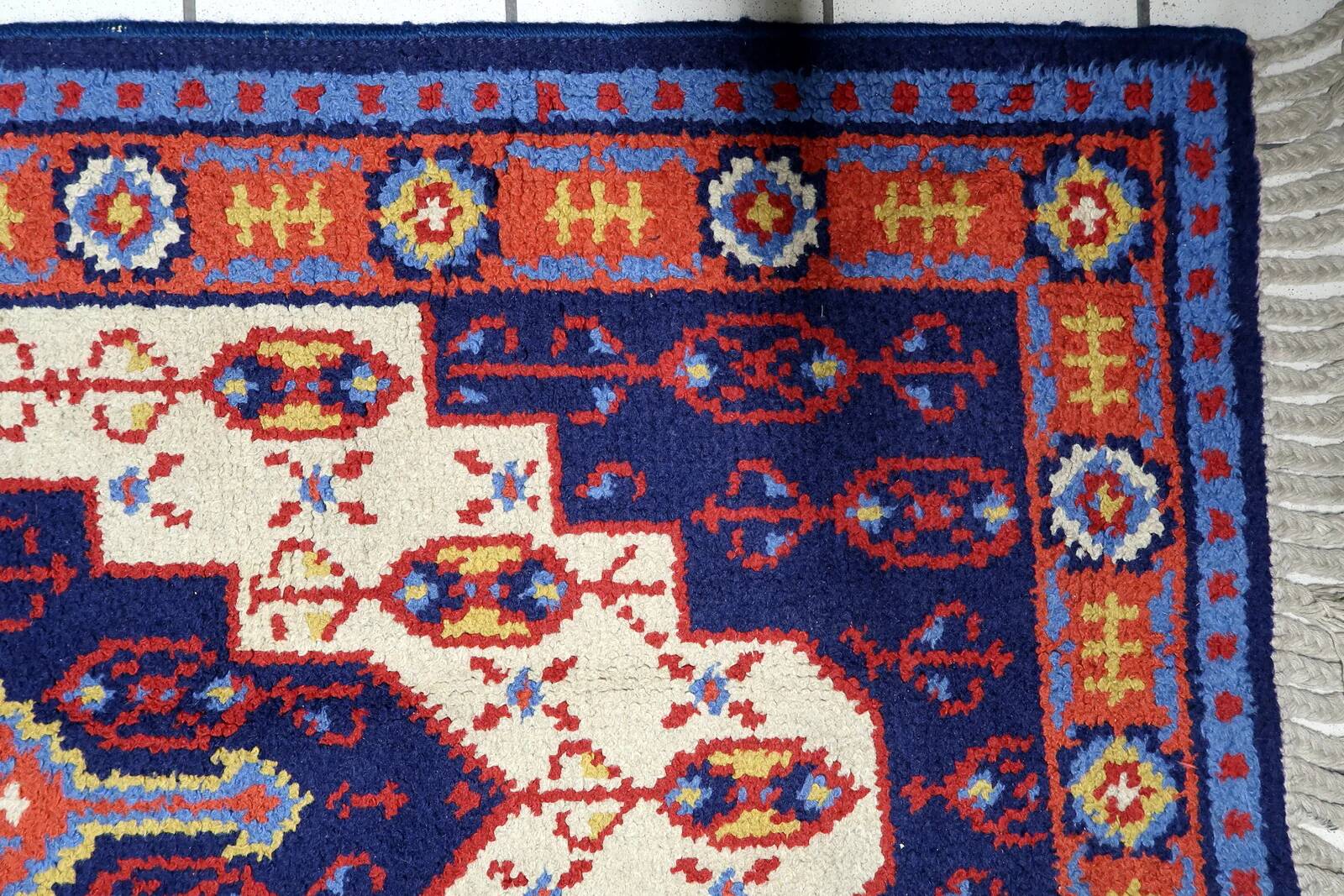 Vintage French Savonnerie rug 95 cm x 177 cm 1950s - 1C1231