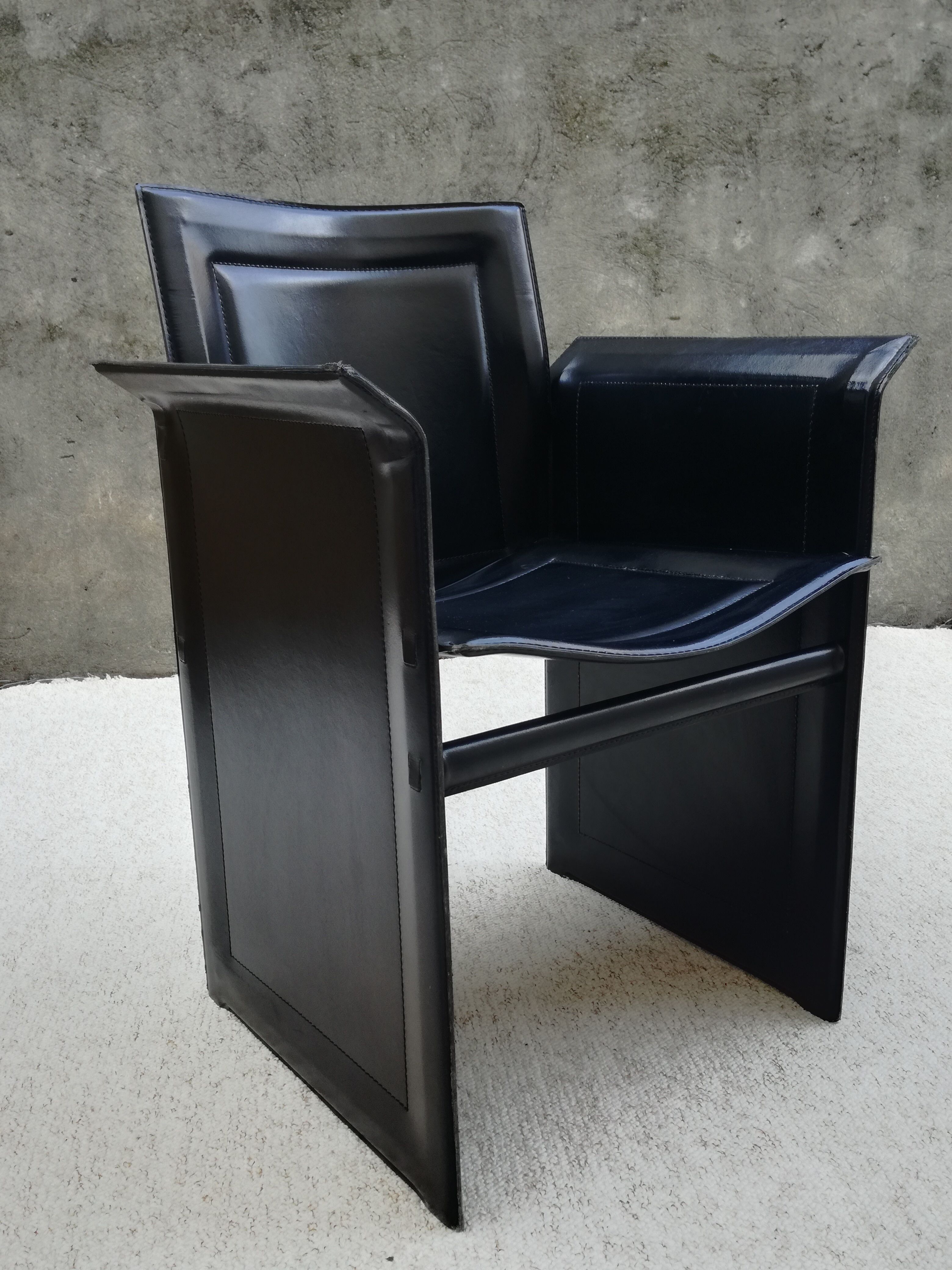 Tito Agnoli Italian black leather design chair
