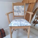 Chair / Armchair in solid wood and blue toile de Jouy