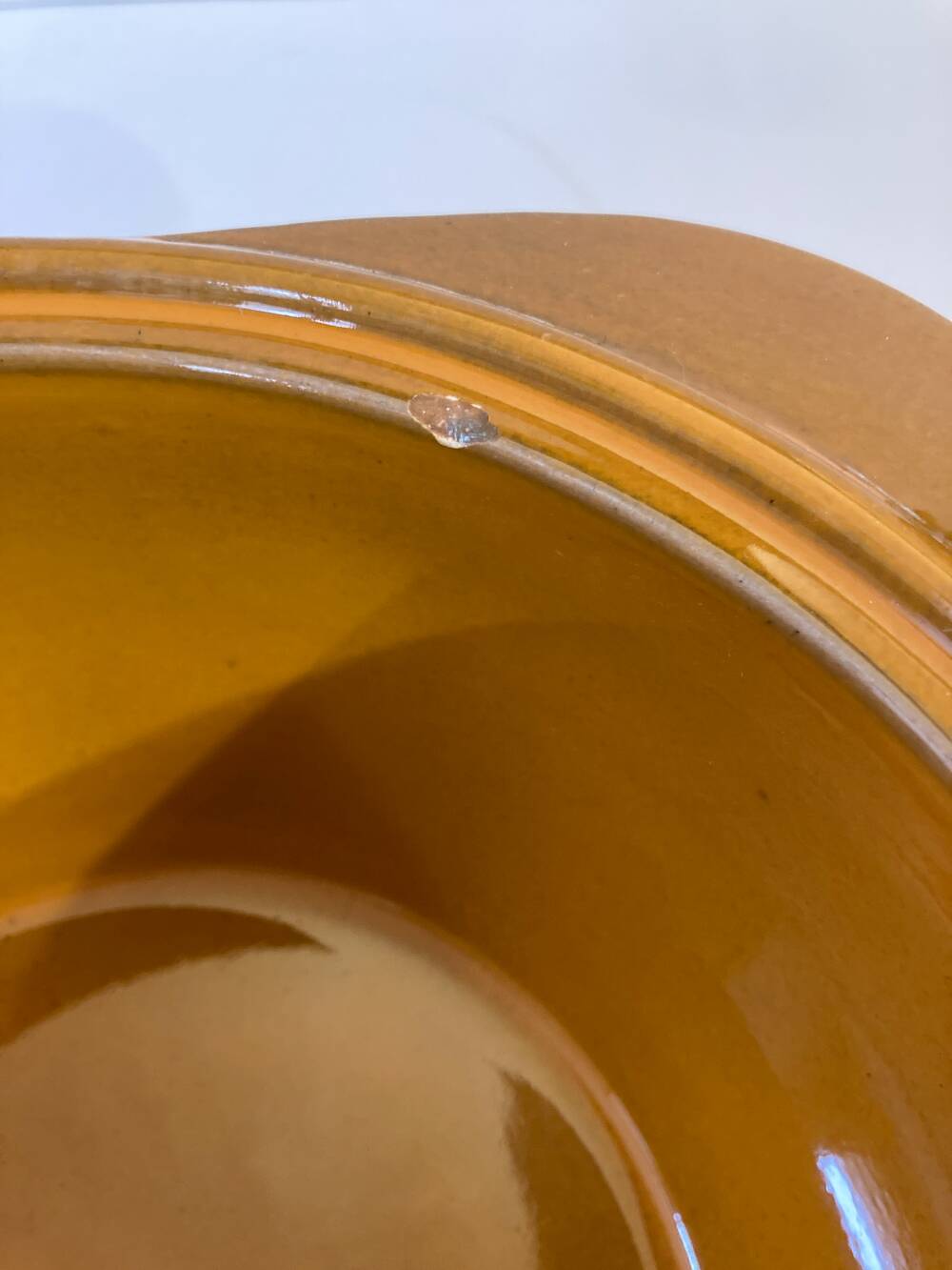 Niderviller earthenware tureen, Calut pattern