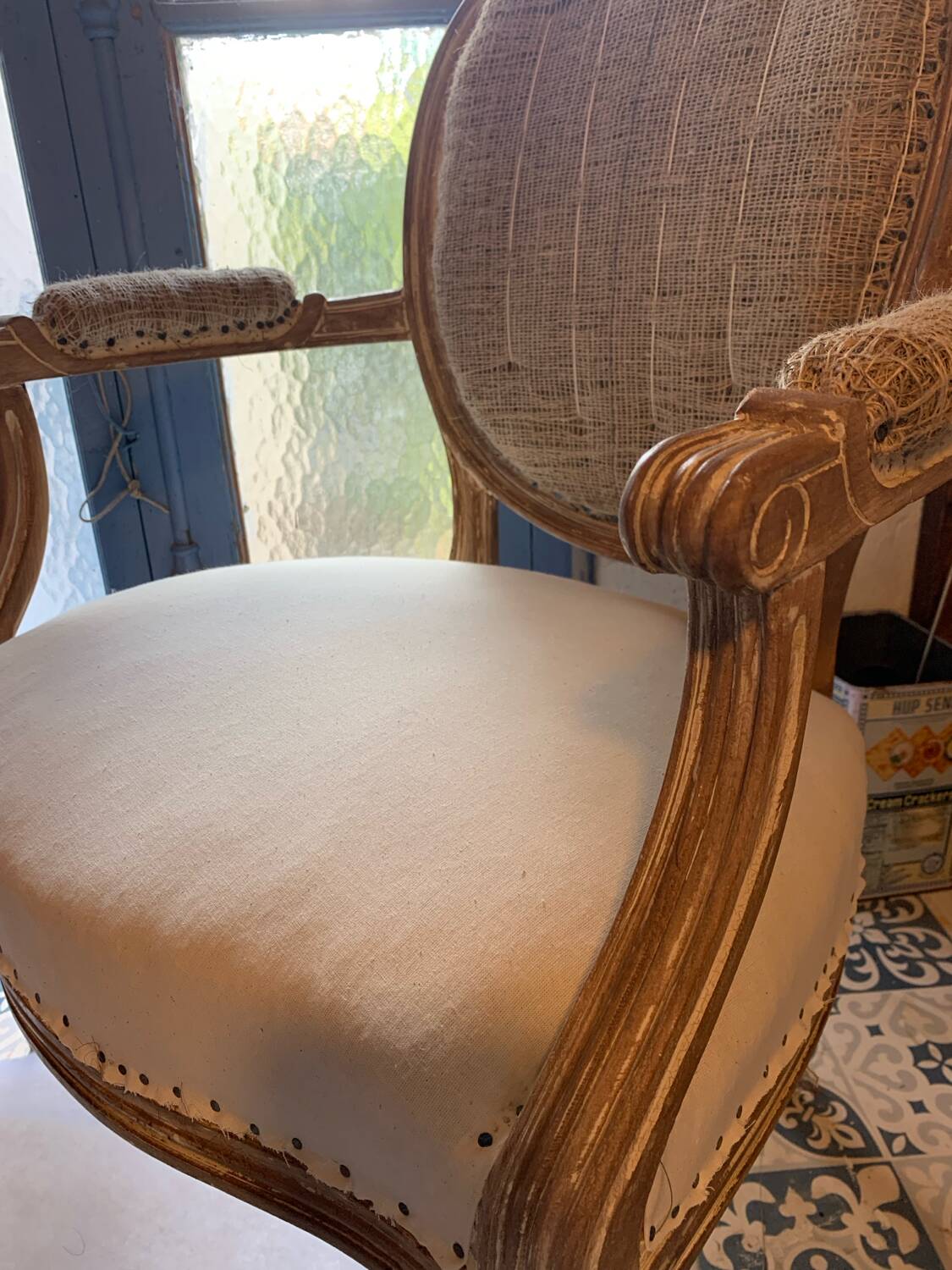 Louis XVI armchair with medallion back