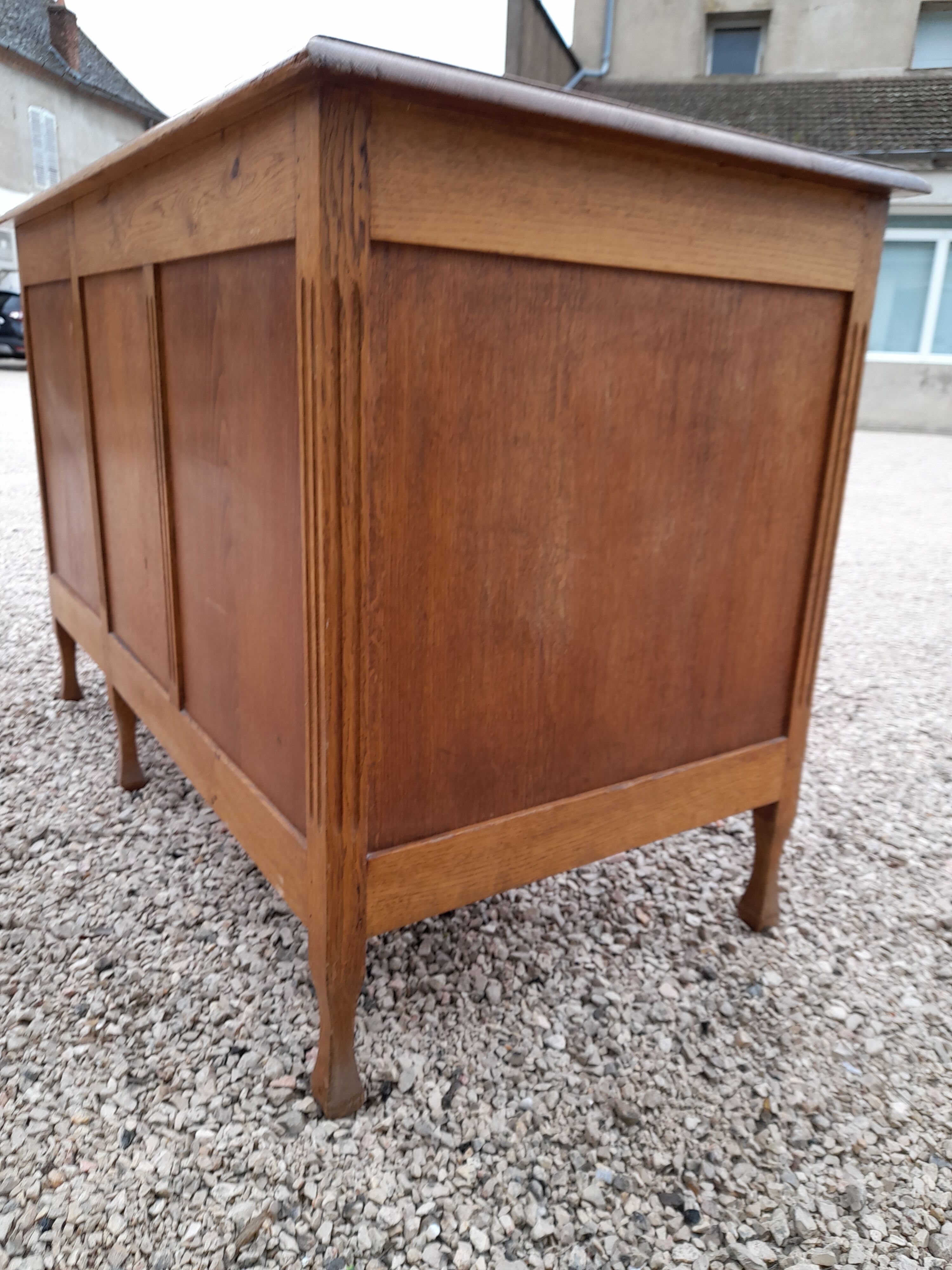 Old 1950 oak desk 5 drawers