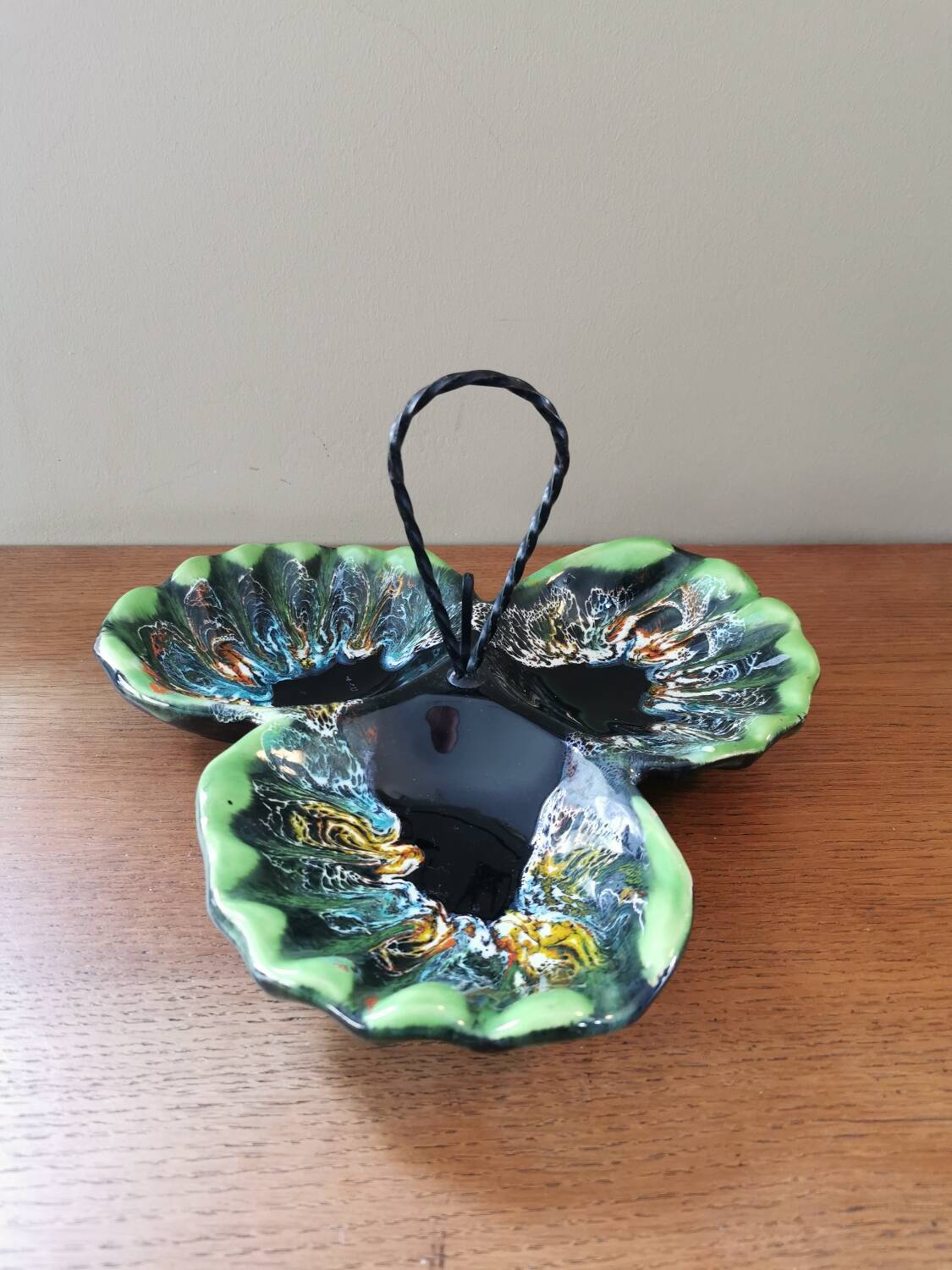 Vallauris vintage compartment dish