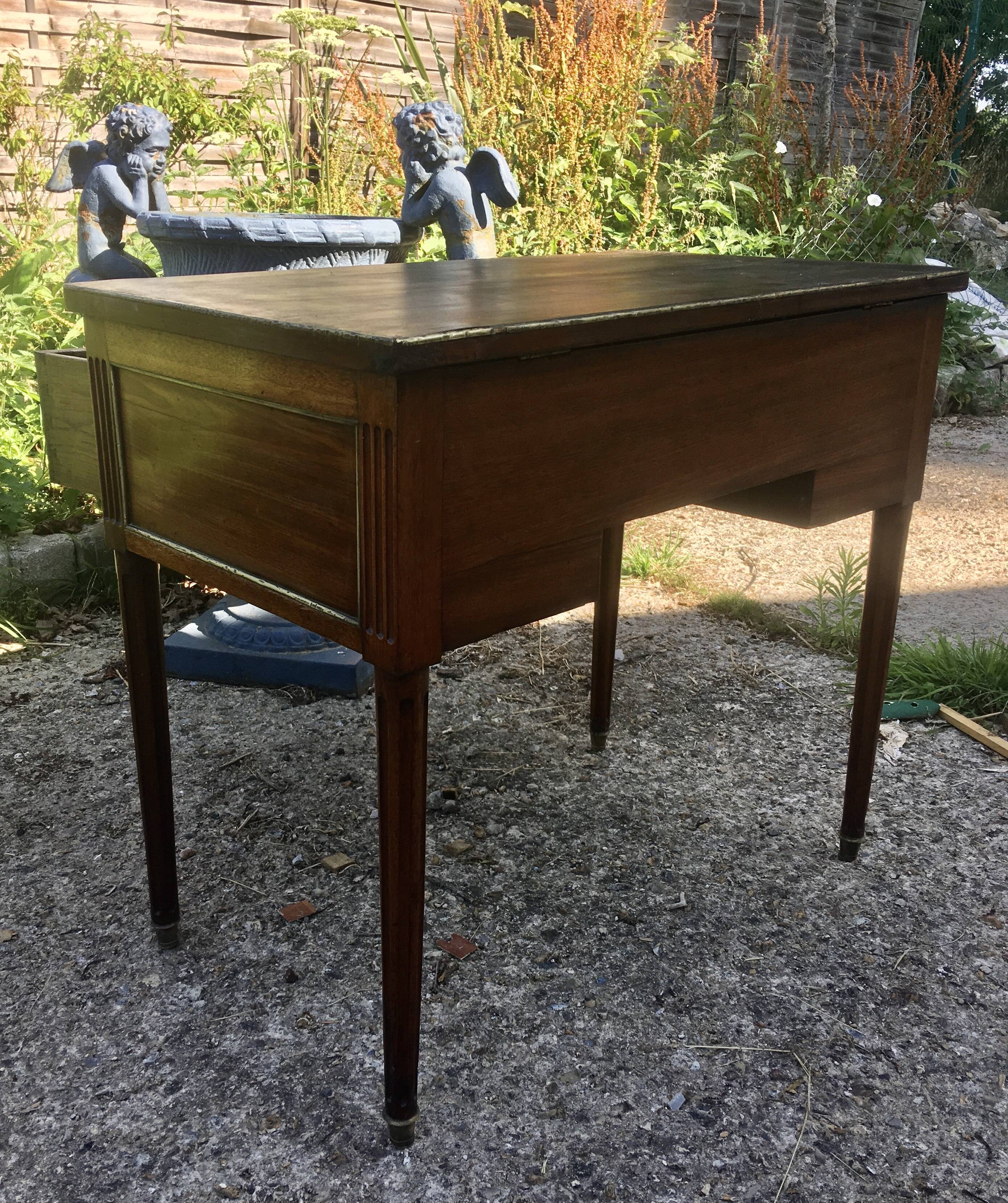 Bureau fin 18ème Louis XVI