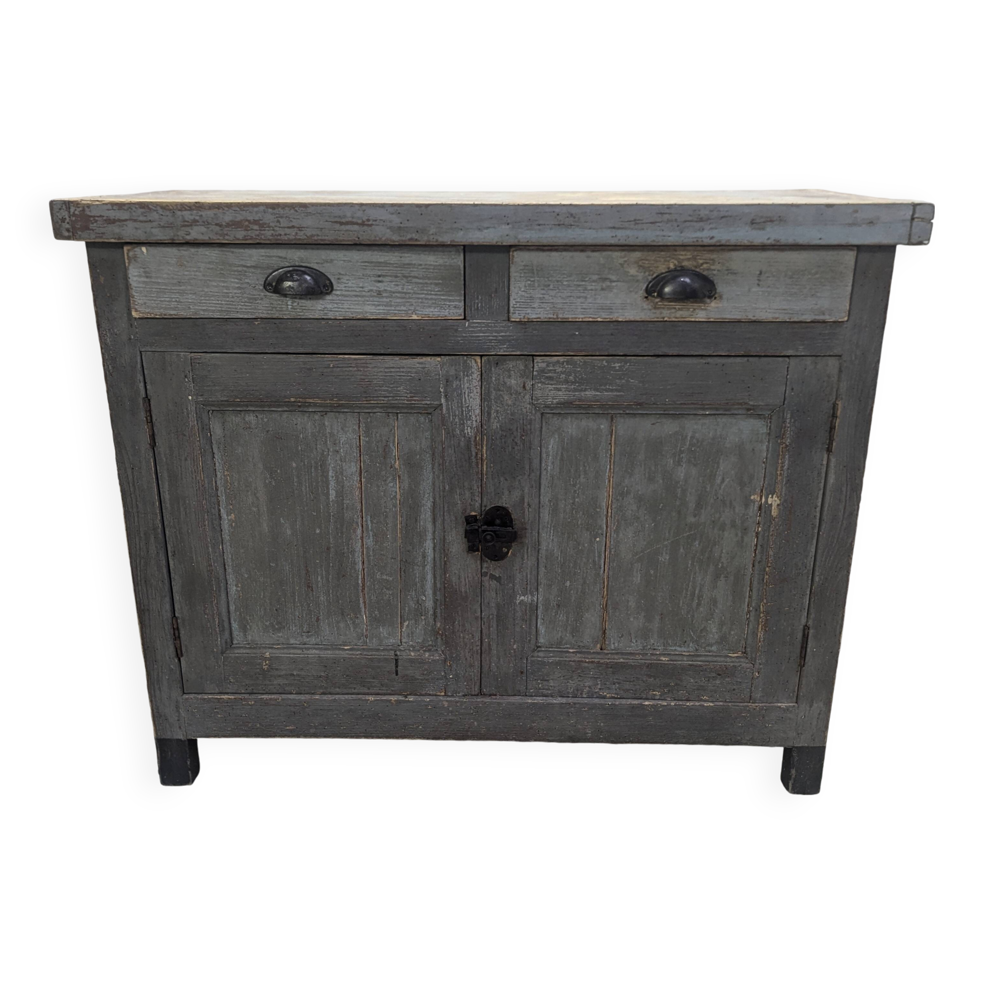 Old Parisian chopping block buffet with vintage shabby patina