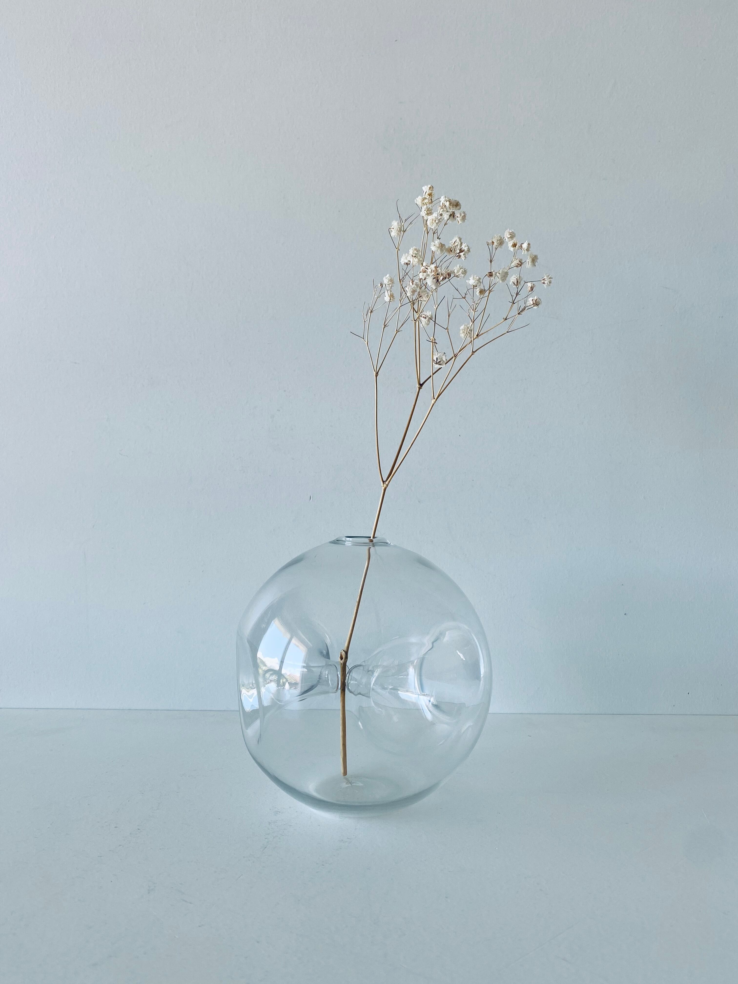 Design round glass vase