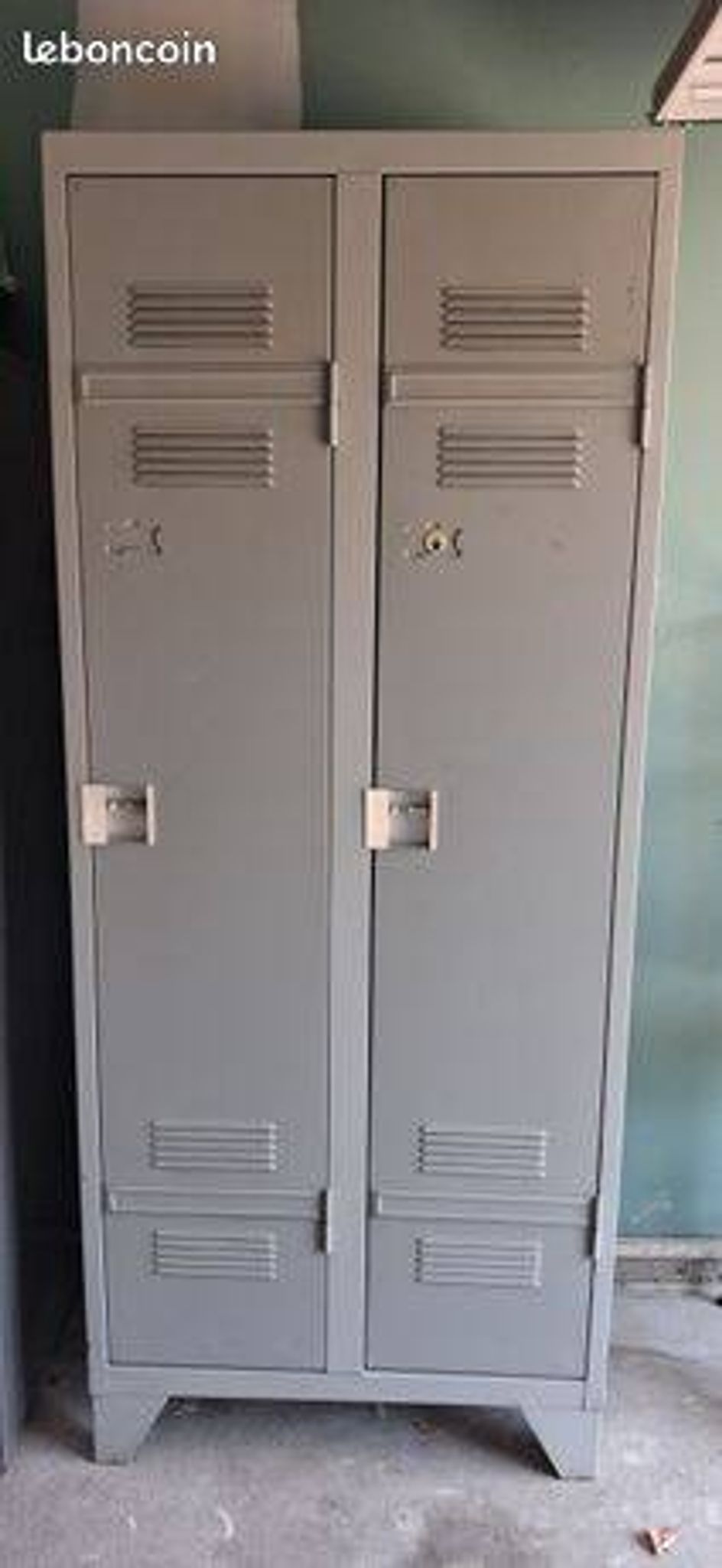 Armoire métallique industriel